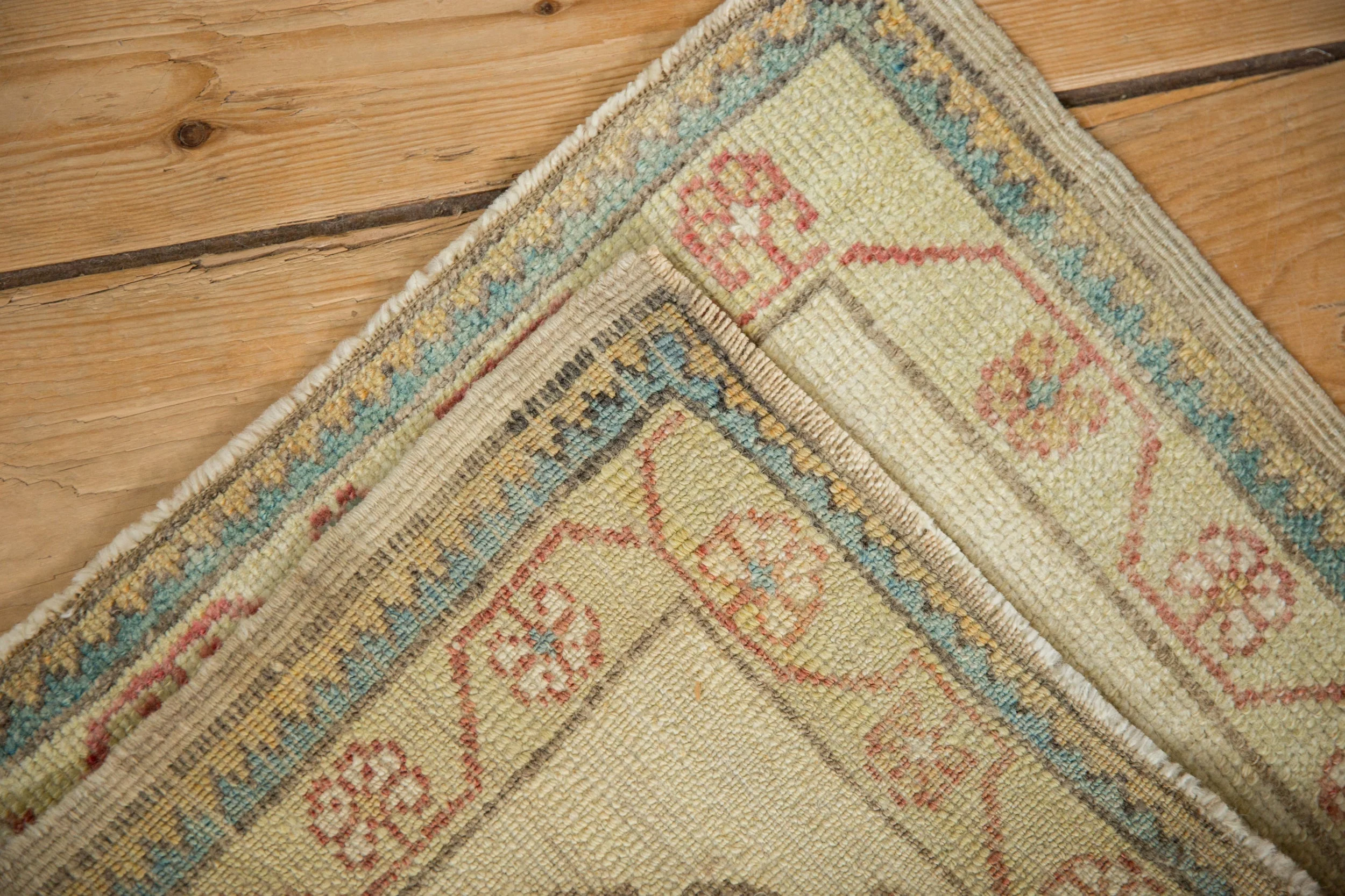 1.5x1.5 Vintage Distressed Oushak Square Rug Mat - Image 8