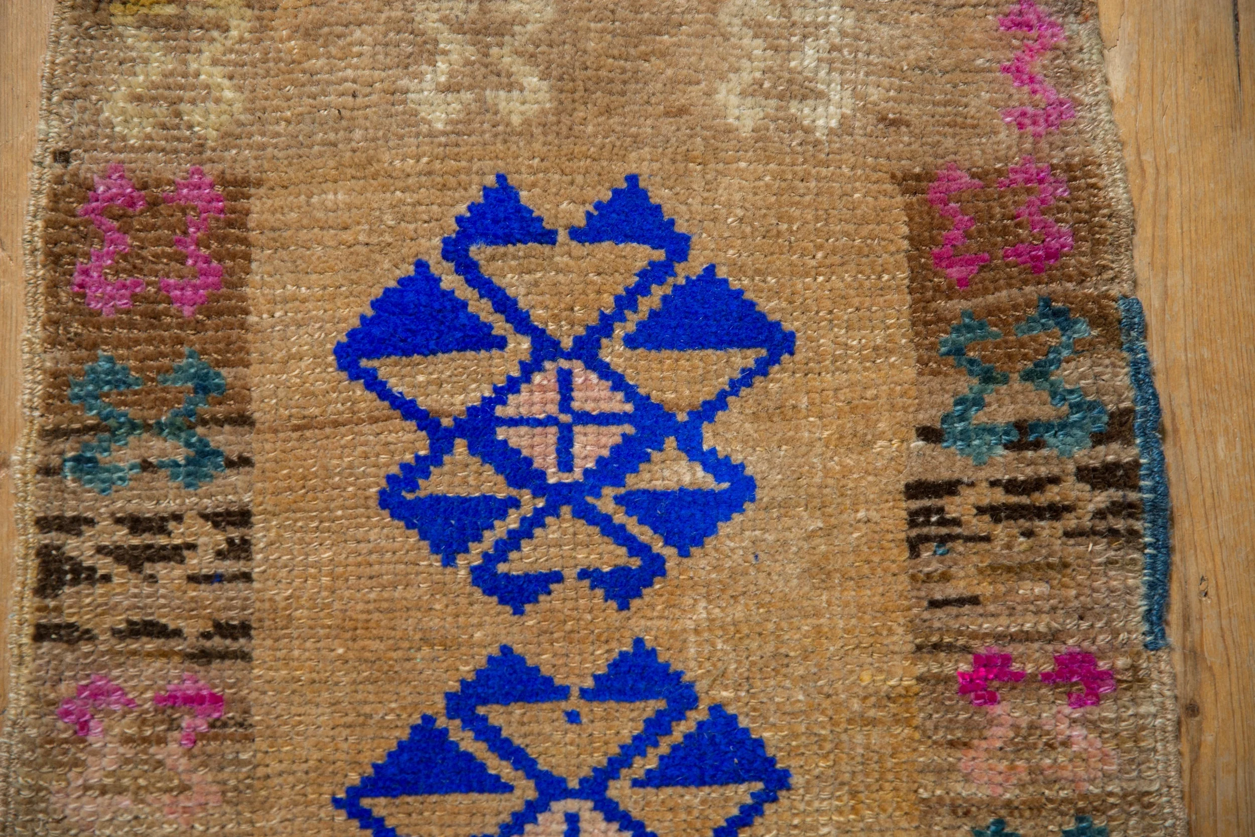 1.5x2.5 Vintage Distressed Kars Rug Mat - Image 3