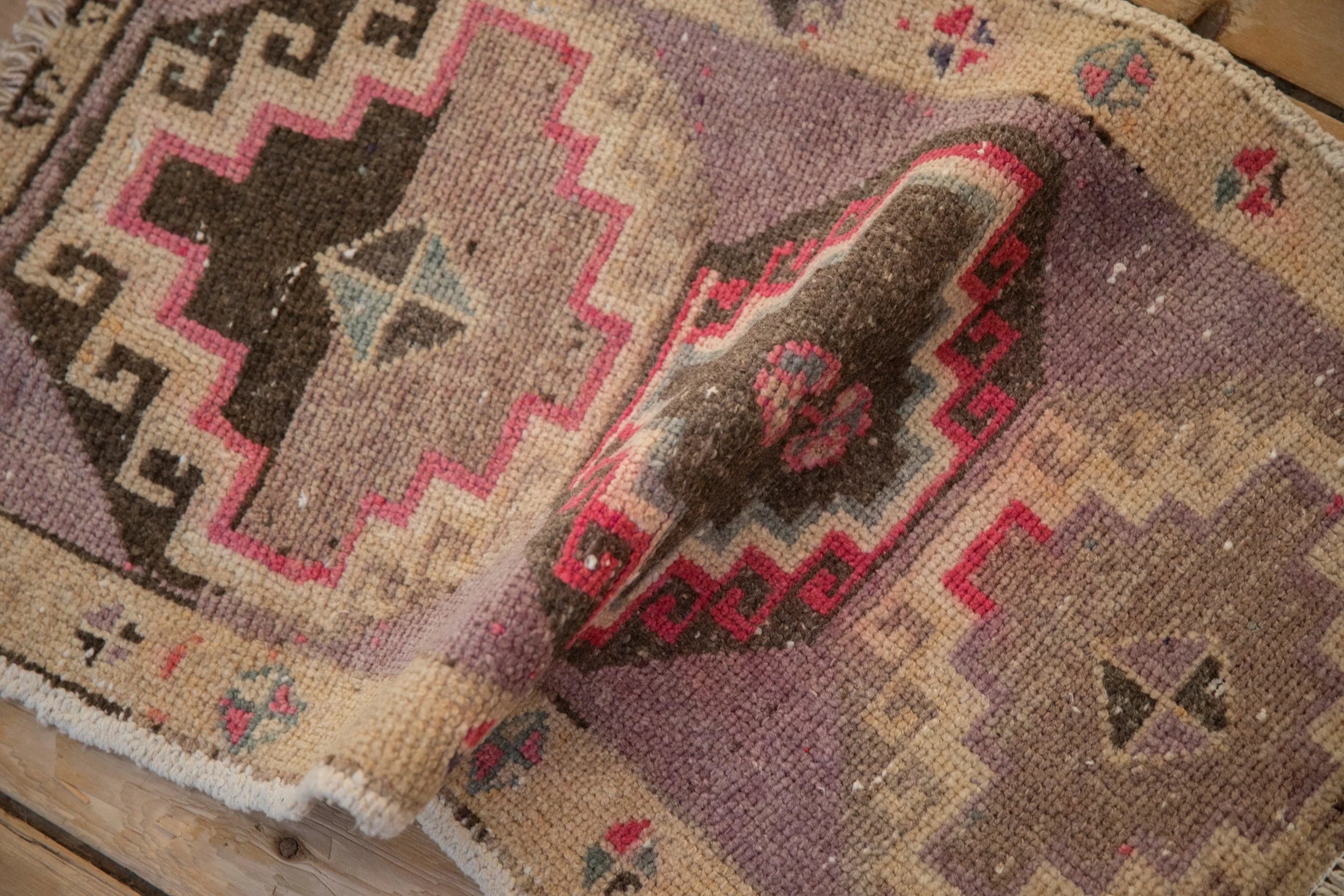1.5x2.5 Vintage Distressed Kars Rug Mat - Image 7