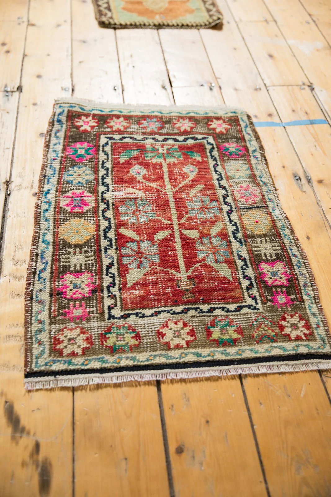 1.5x2.5 Vintage Distressed Oushak Rug Mat - Image 5