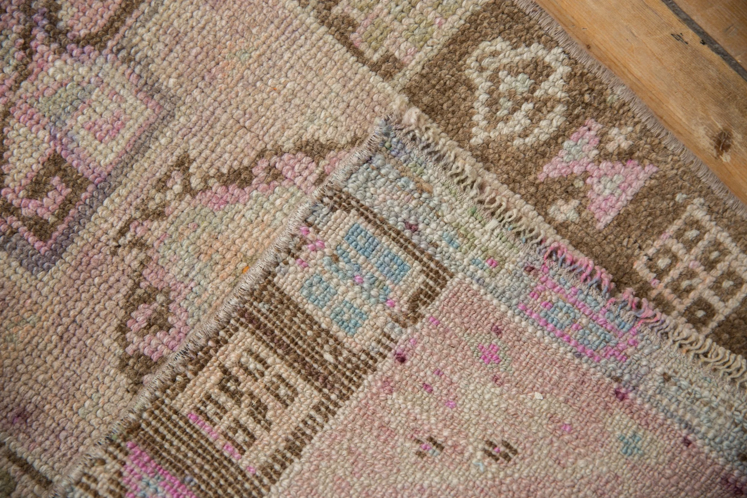 1.5x2 Vintage Distressed Kars Square Rug Mat - Image 7