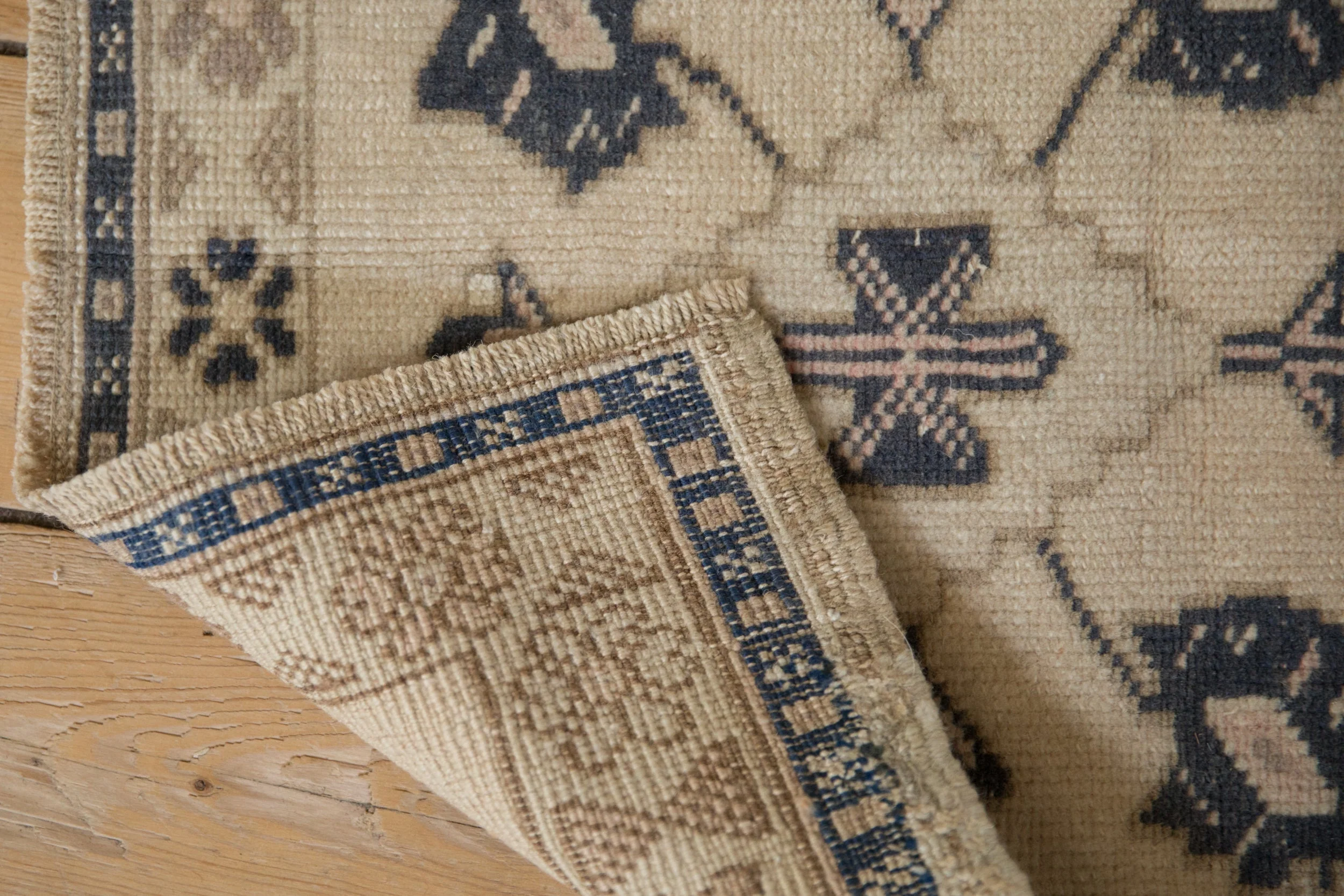 1.5x2 Vintage Distressed Oushak Square Rug Mat - Image 5