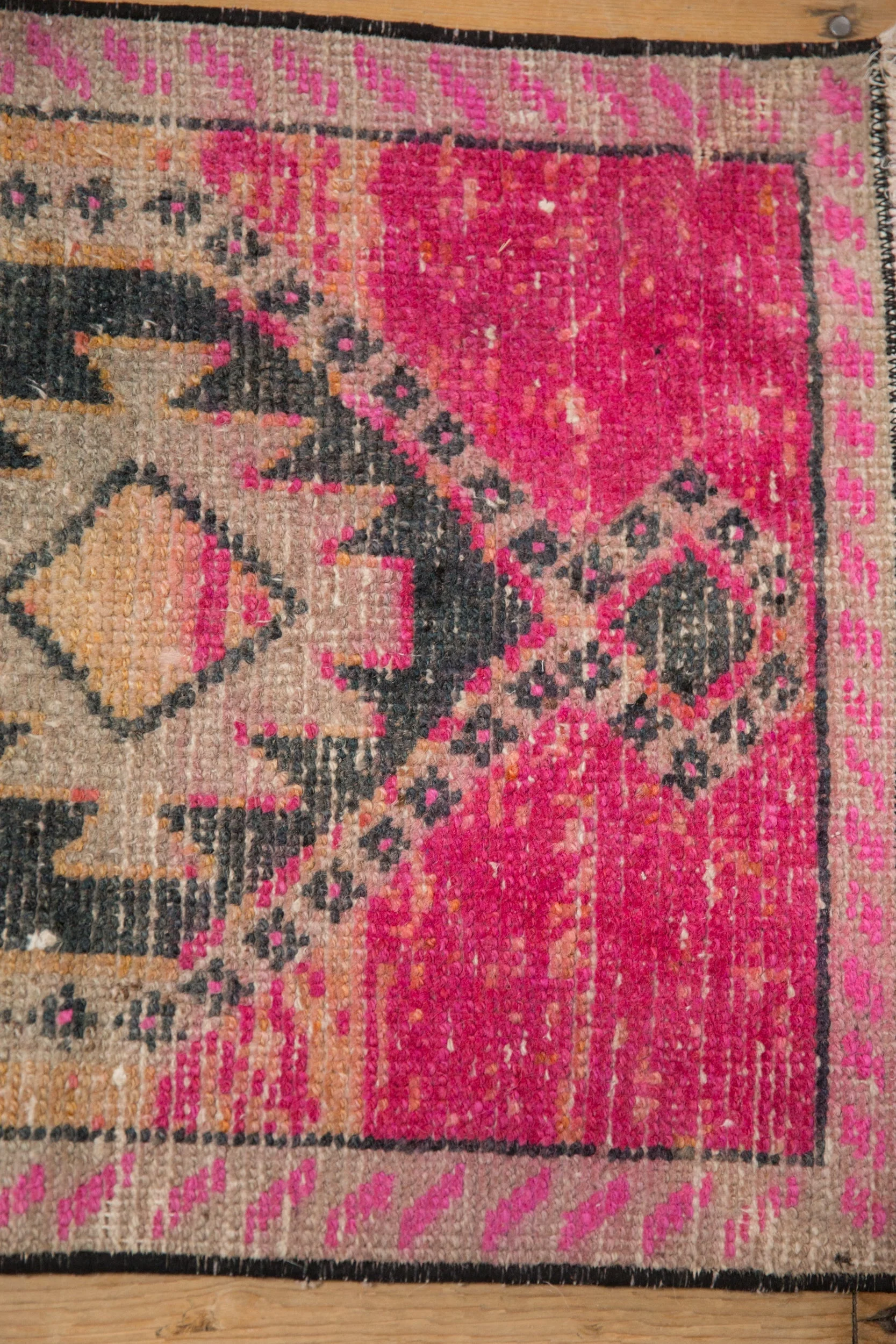 1.5x3.5 Vintage Distressed Kars Rug Mat Runner - Image 3