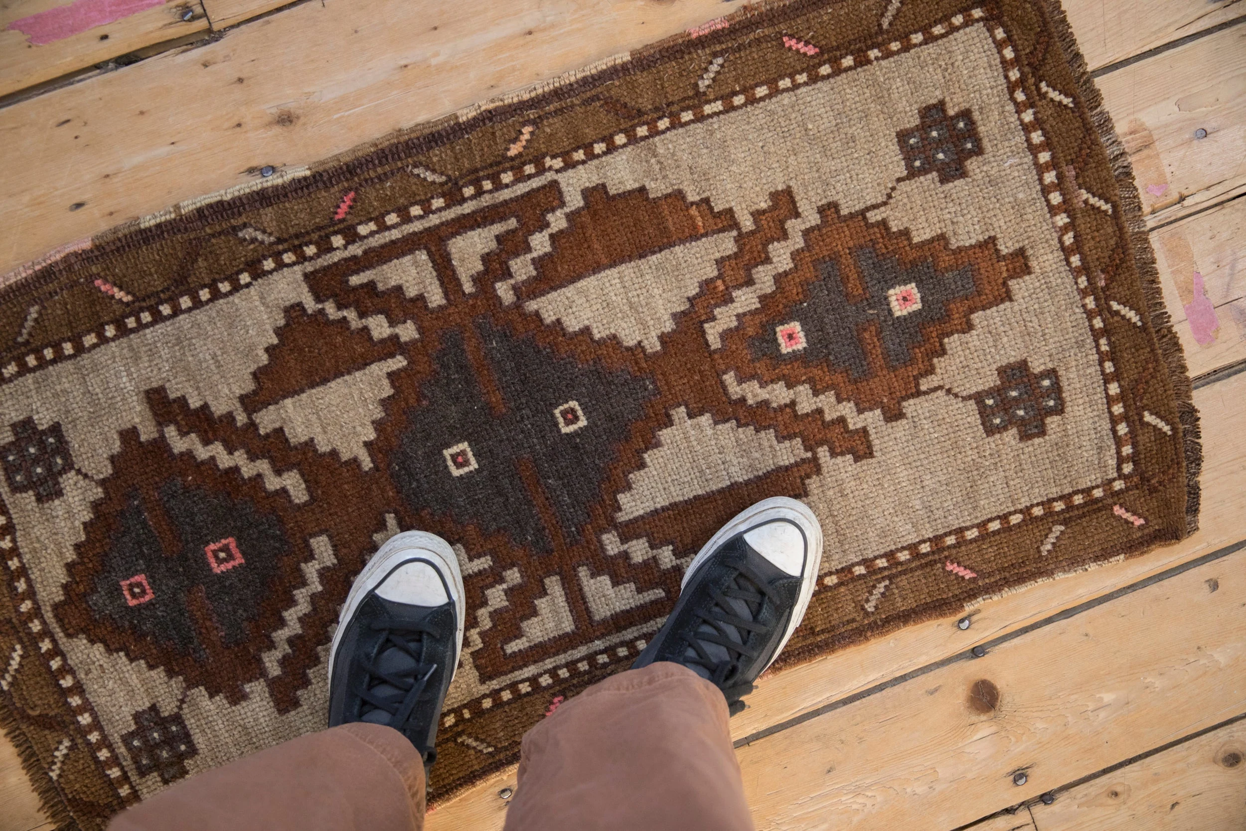 1.5x3.5 Vintage Distressed Kars Rug Mat Runner - Image 2