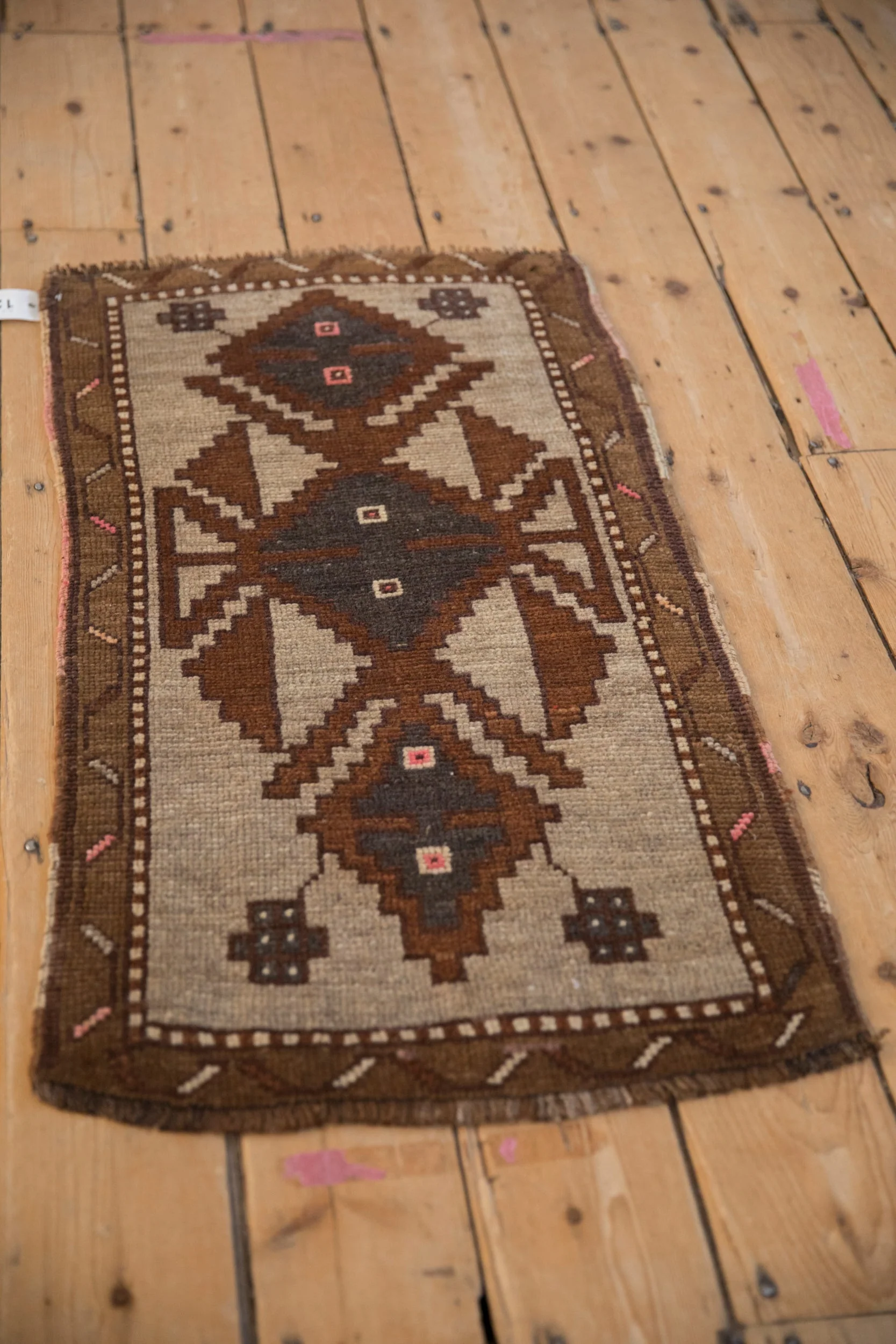 1.5x3.5 Vintage Distressed Kars Rug Mat Runner - Image 4