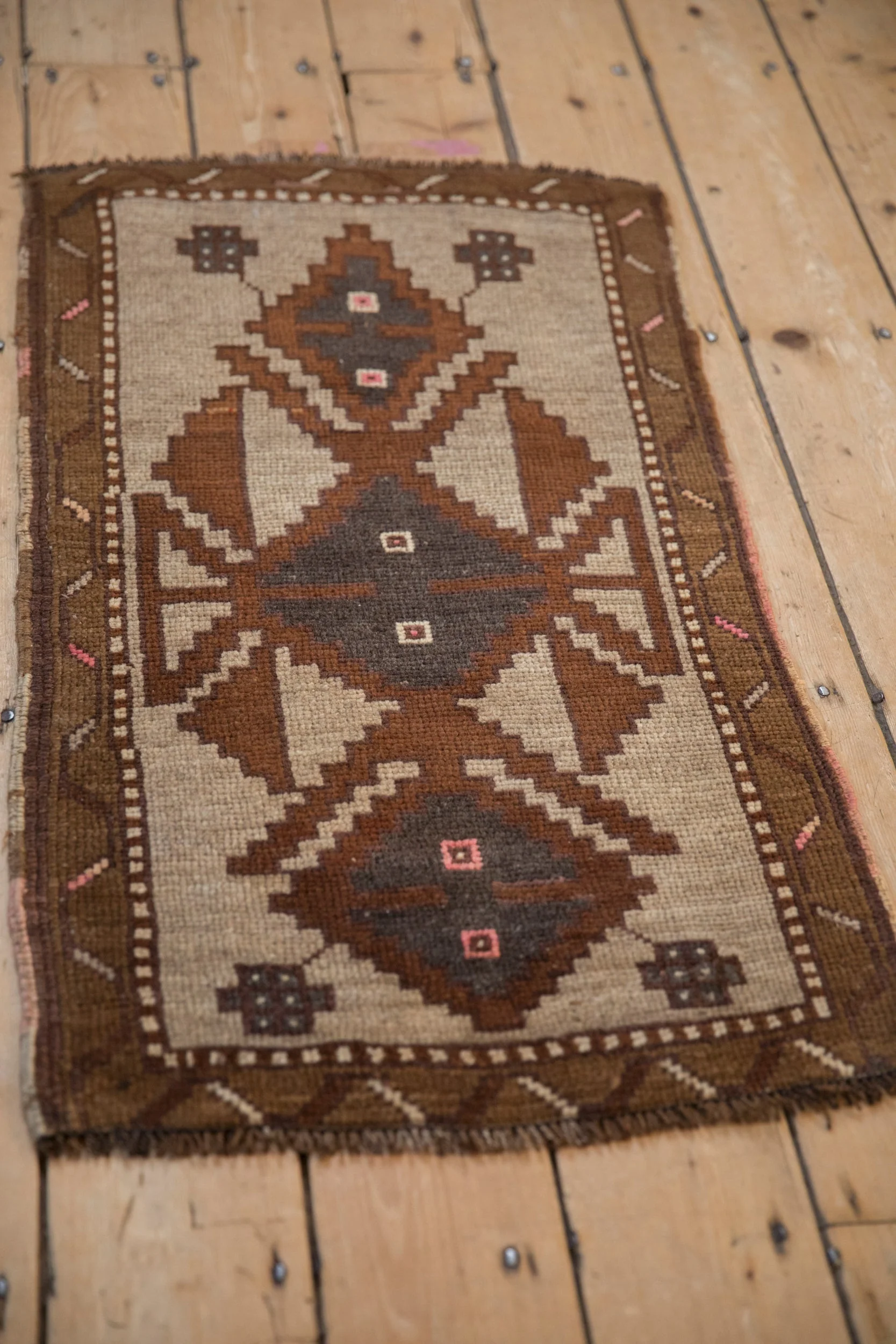 1.5x3.5 Vintage Distressed Kars Rug Mat Runner - Image 5