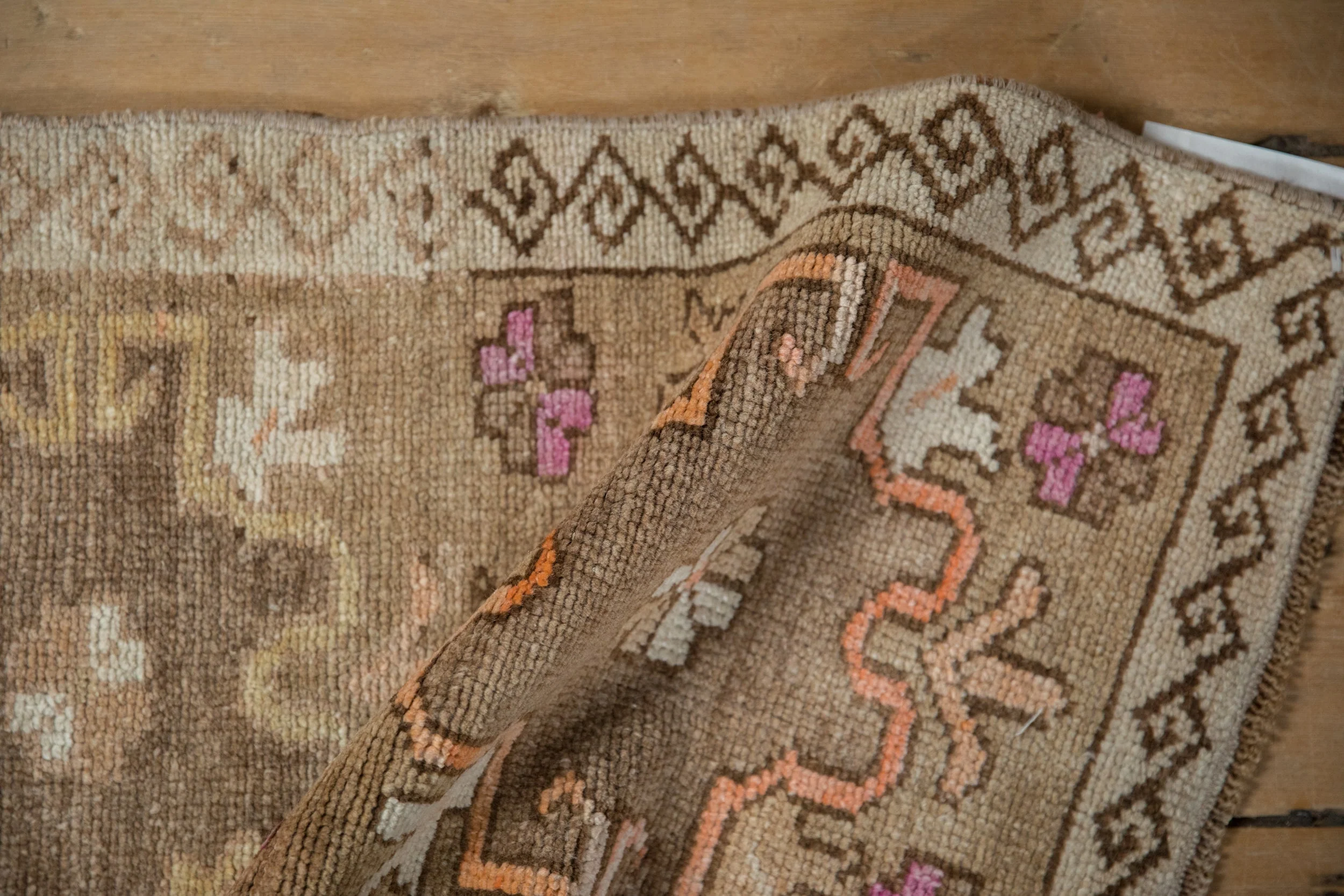 1.5x3 Vintage Distressed Kars Rug Mat - Image 7