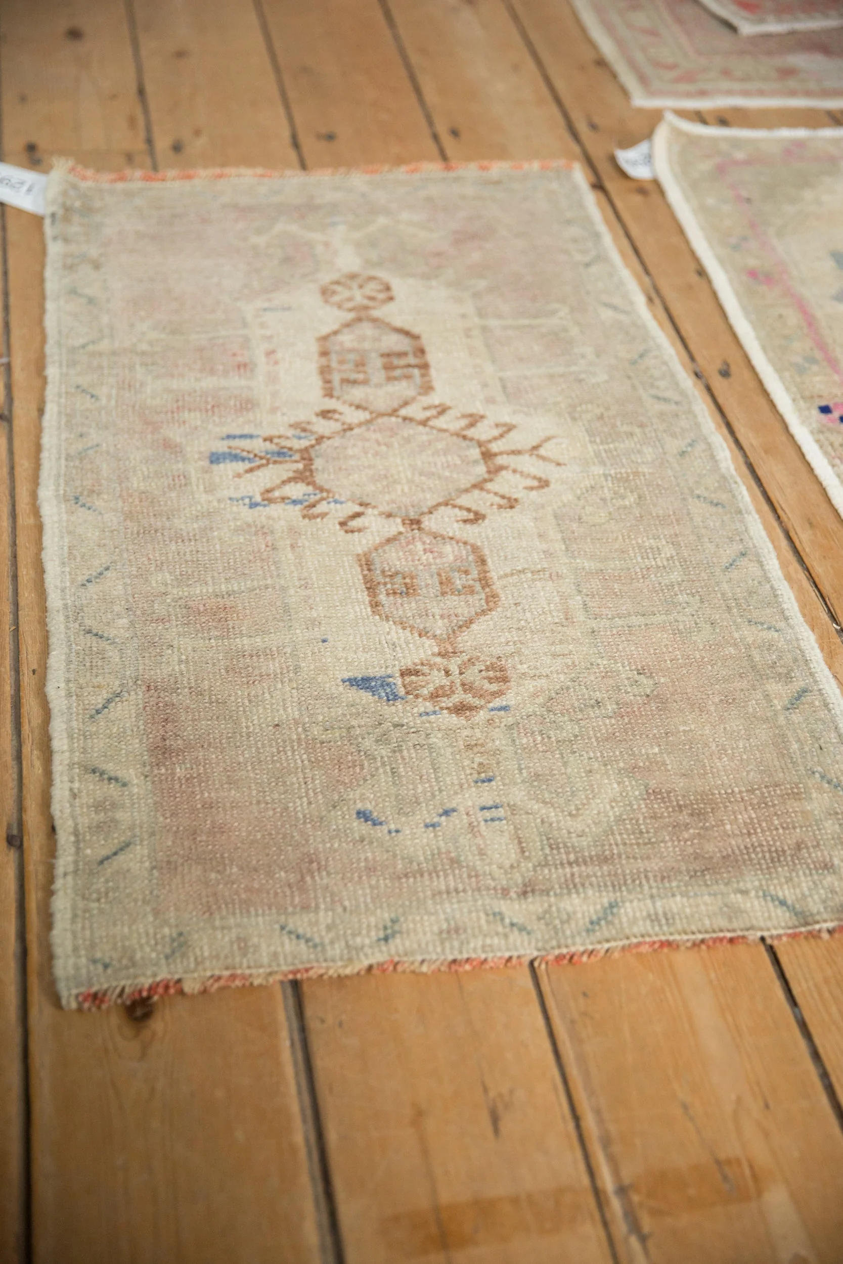 1.5x3 Vintage Distressed Oushak Rug Mat - Image 4