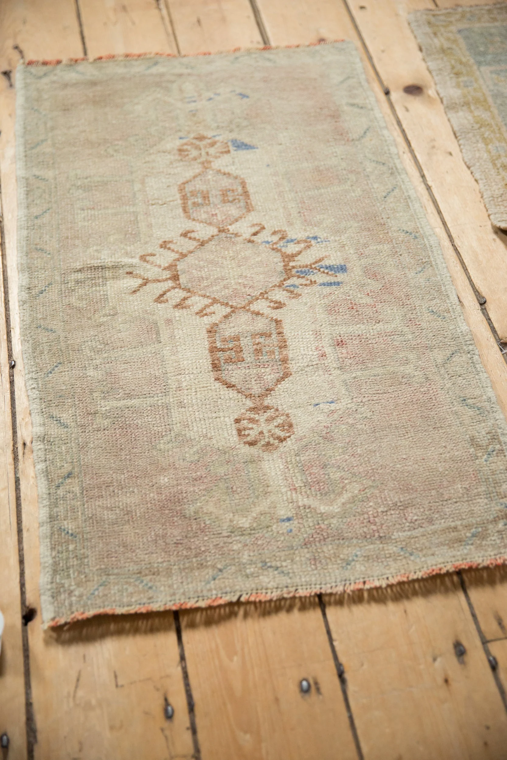 1.5x3 Vintage Distressed Oushak Rug Mat - Image 6
