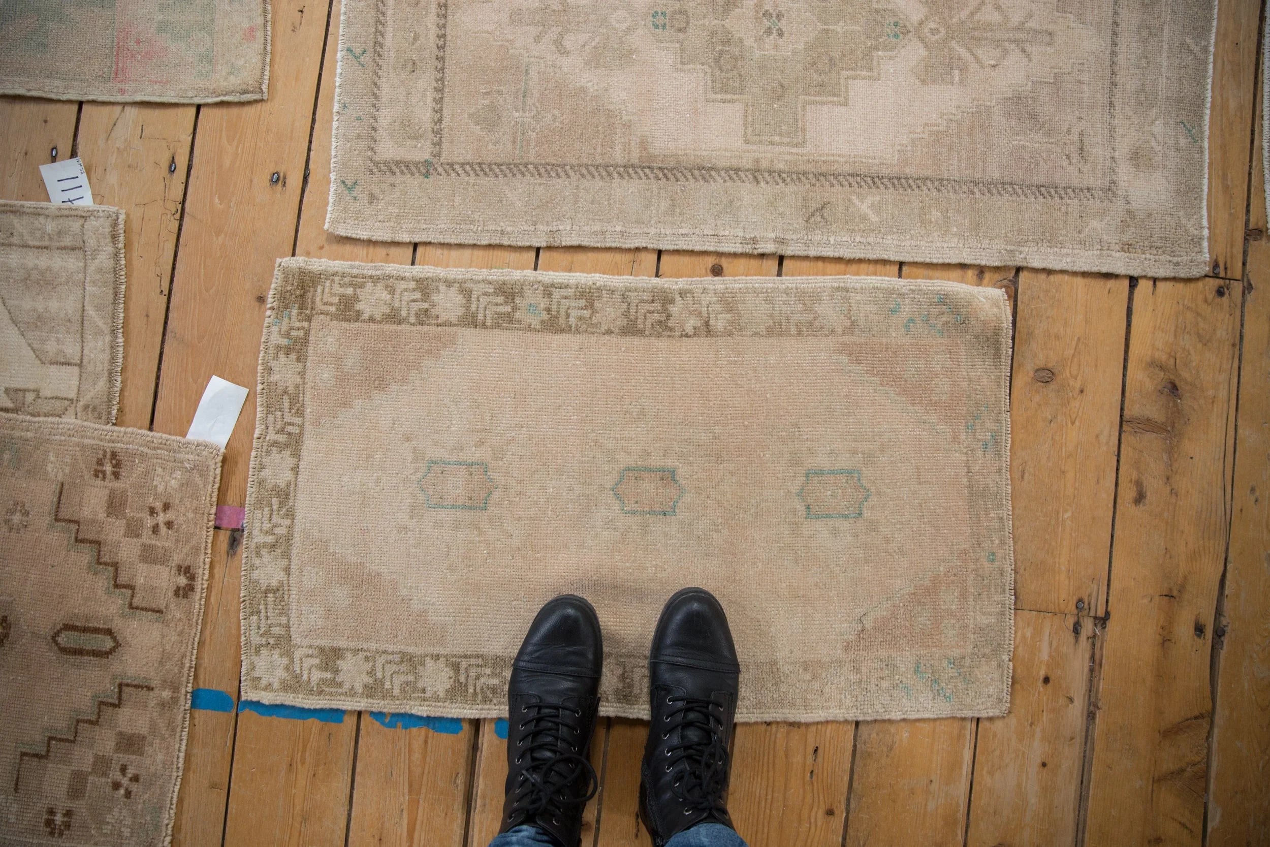 1.5x3 Vintage Distressed Oushak Rug Mat - Image 2
