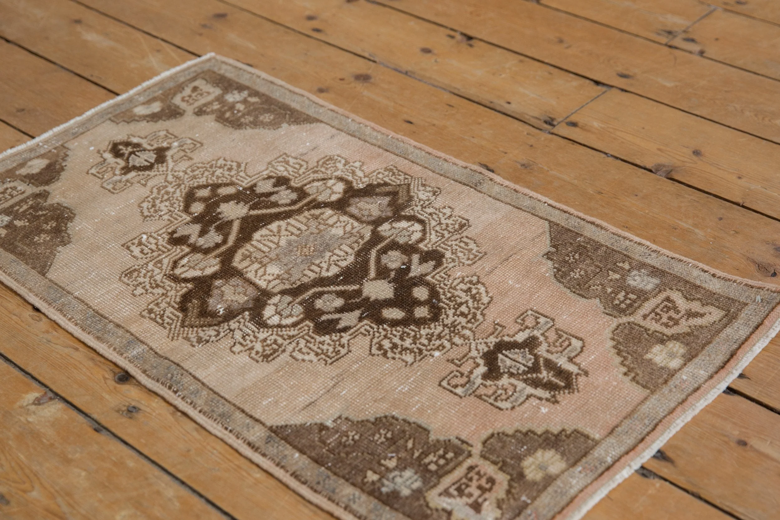 1.5x3 Vintage Distressed Oushak Rug Mat - Image 4
