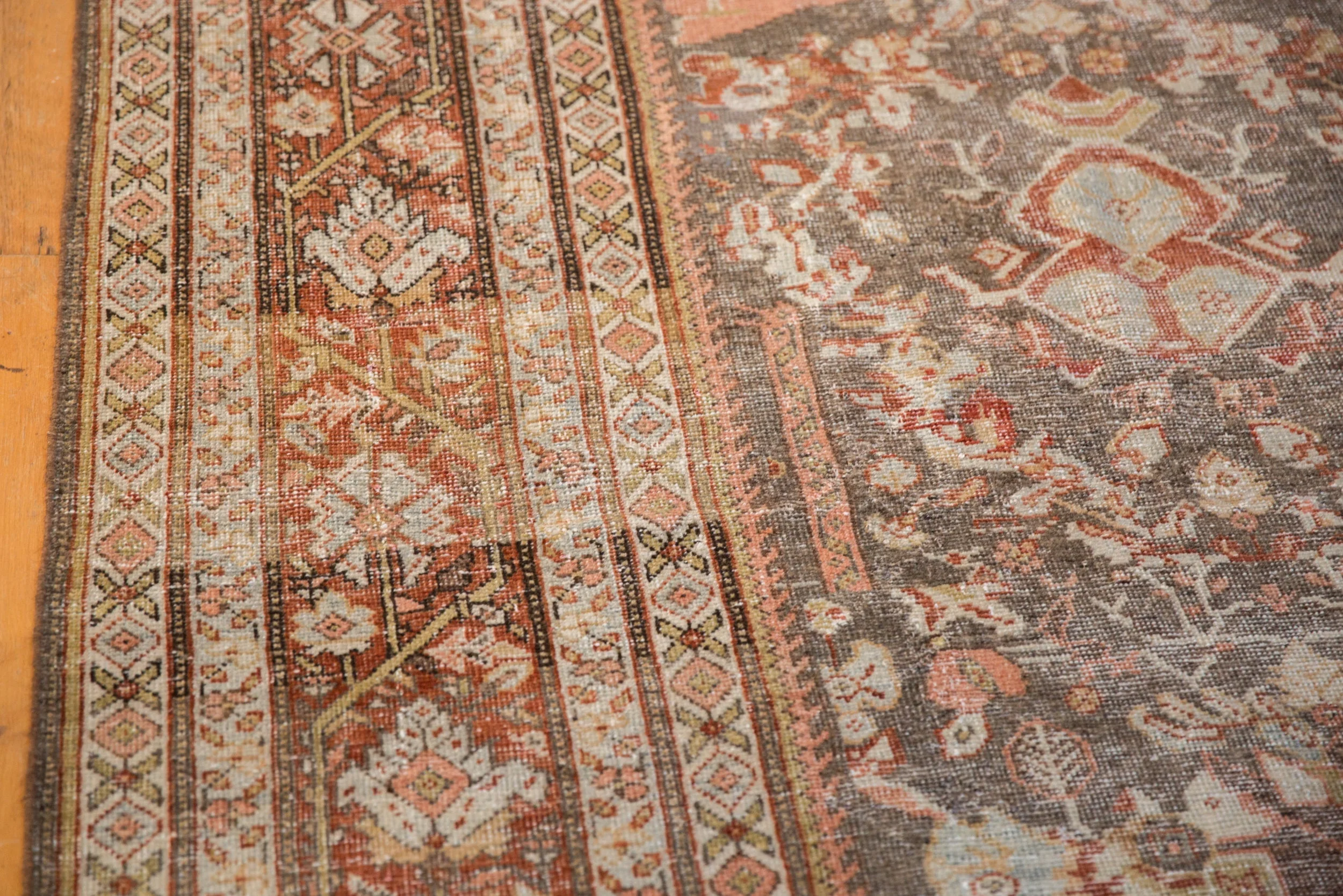 10.5x14.5 Vintage Distressed Mahal Carpet - Image 5