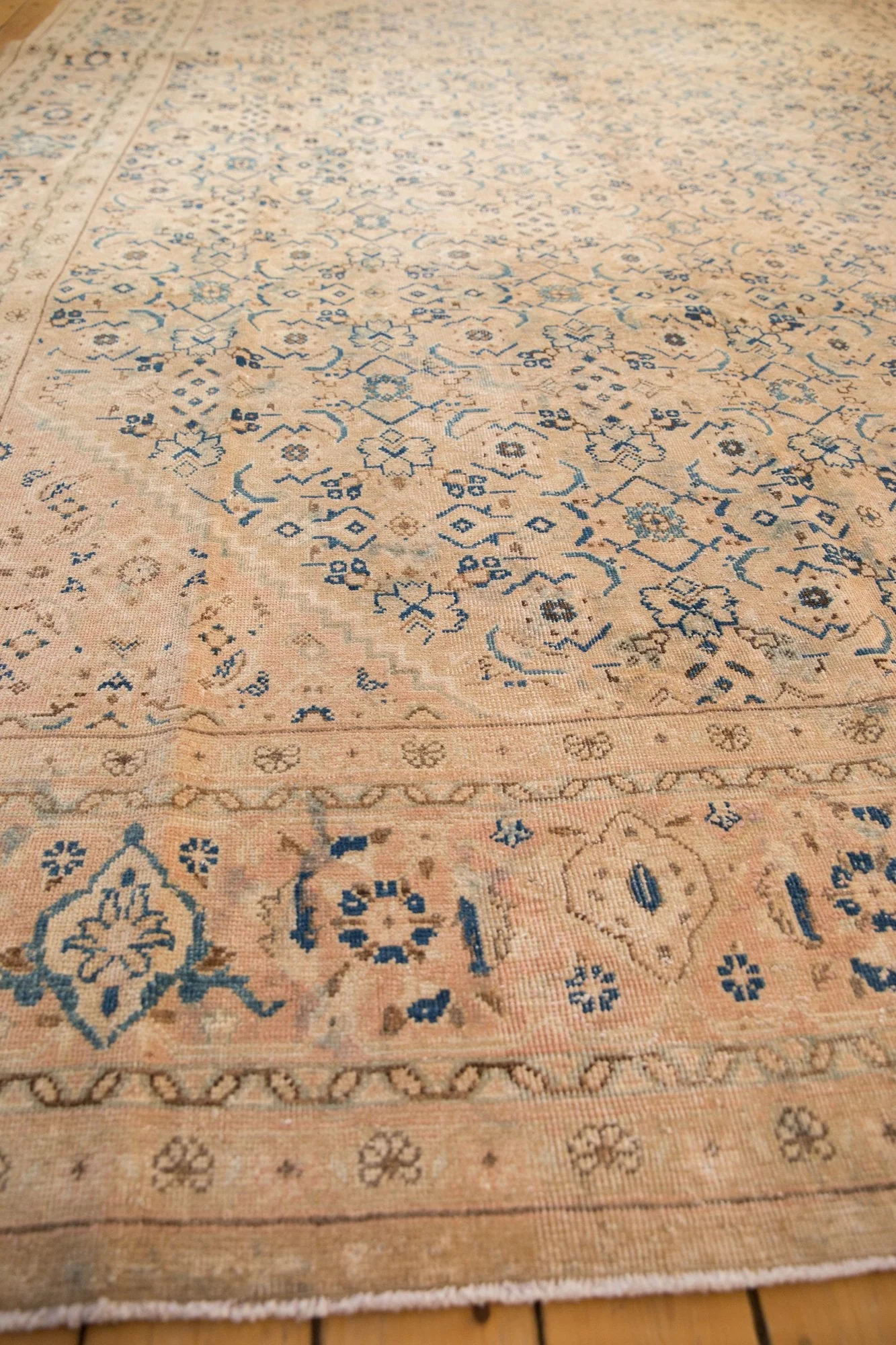 10.5x14 Vintage Mahal Carpet - Image 10