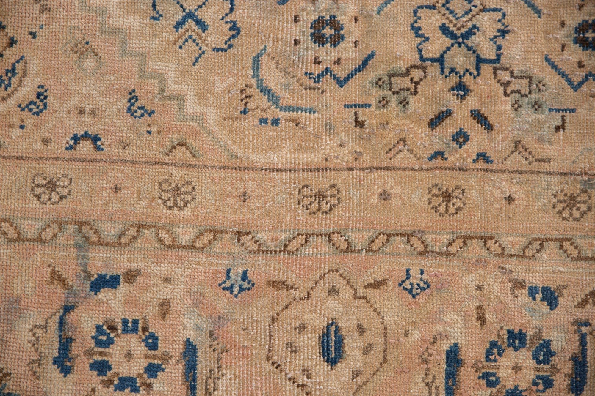 10.5x14 Vintage Mahal Carpet - Image 11