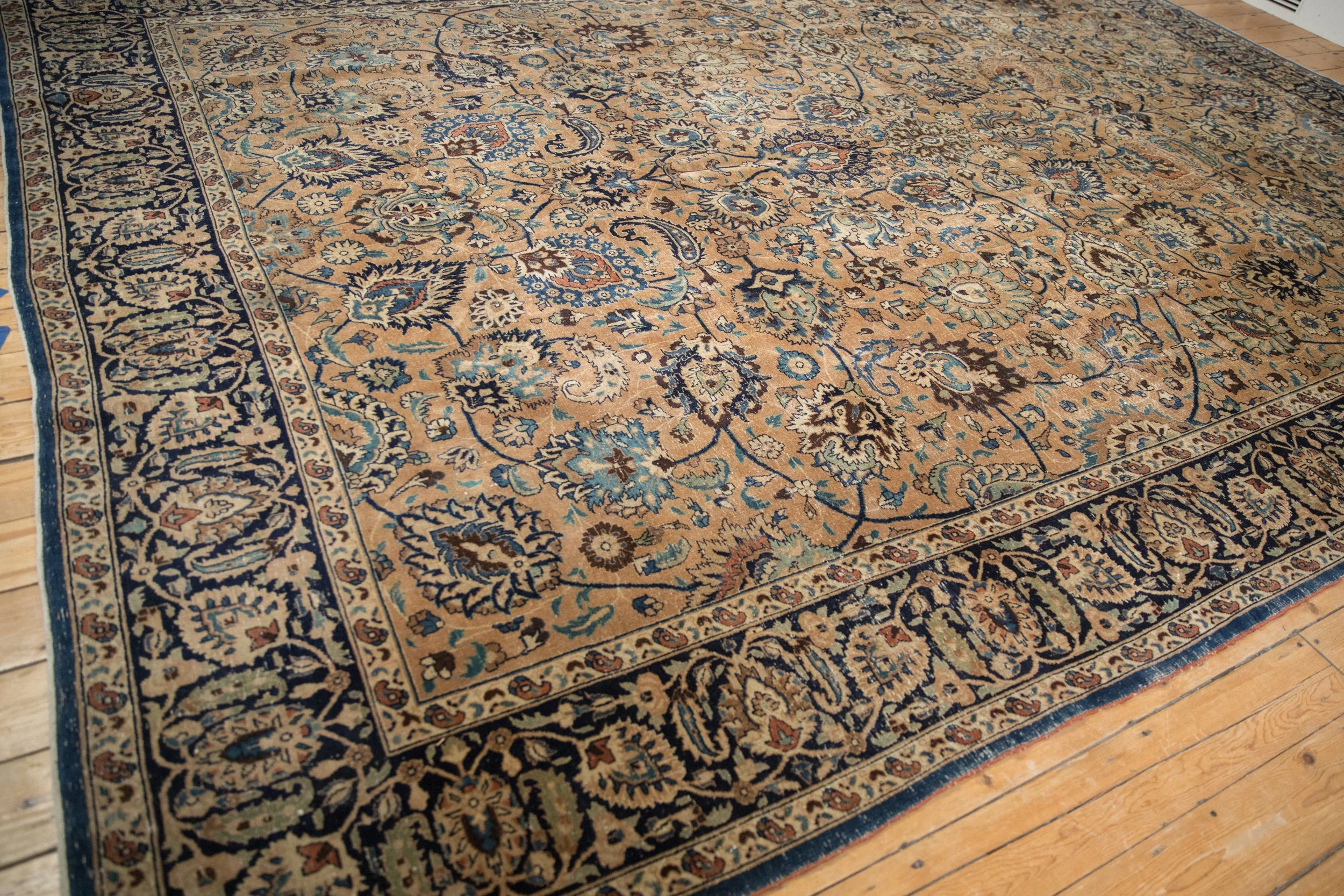 10.5x14 Vintage Meshed Carpet - Image 10