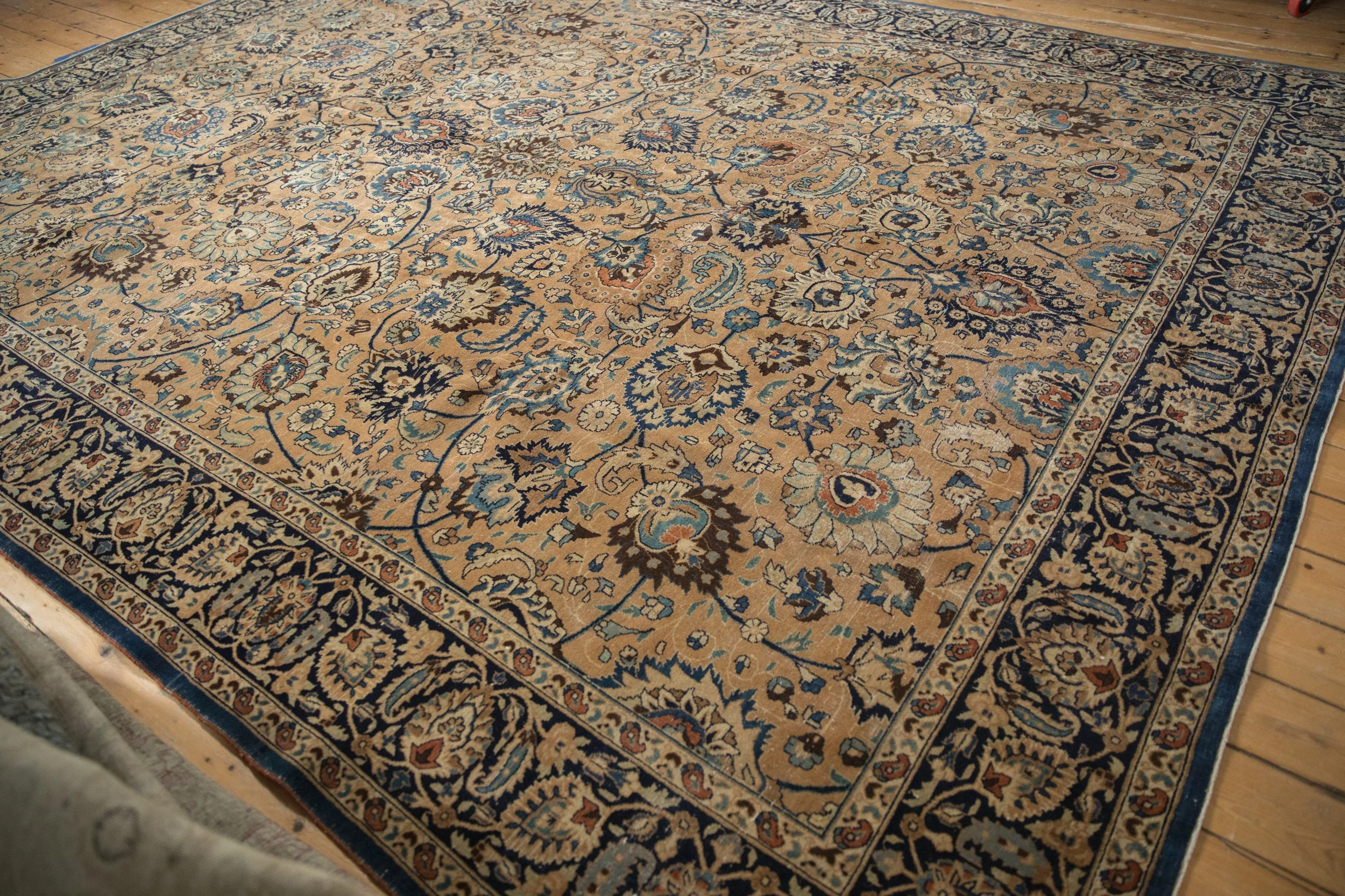 10.5x14 Vintage Meshed Carpet - Image 11