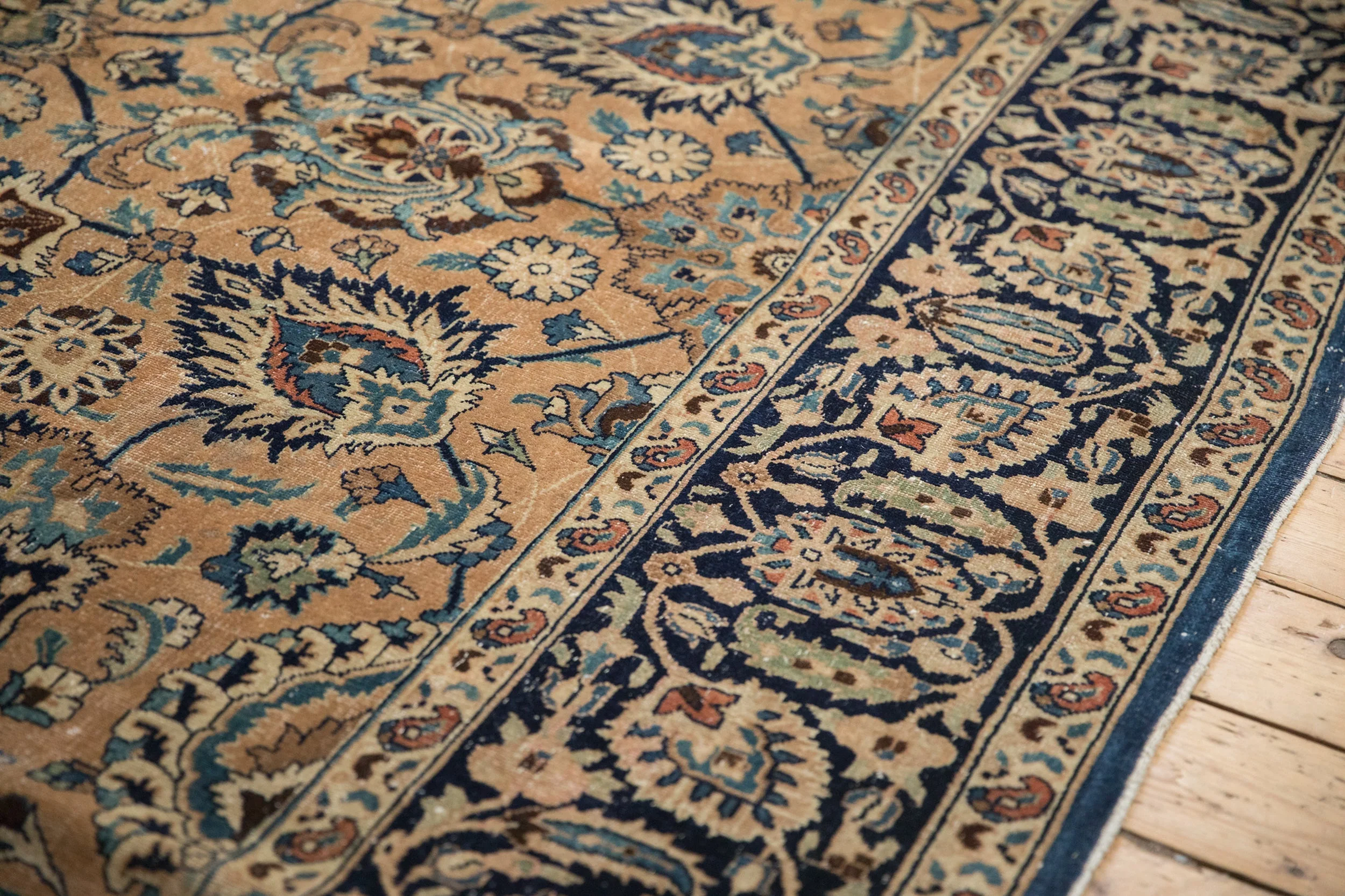 10.5x14 Vintage Meshed Carpet - Image 5