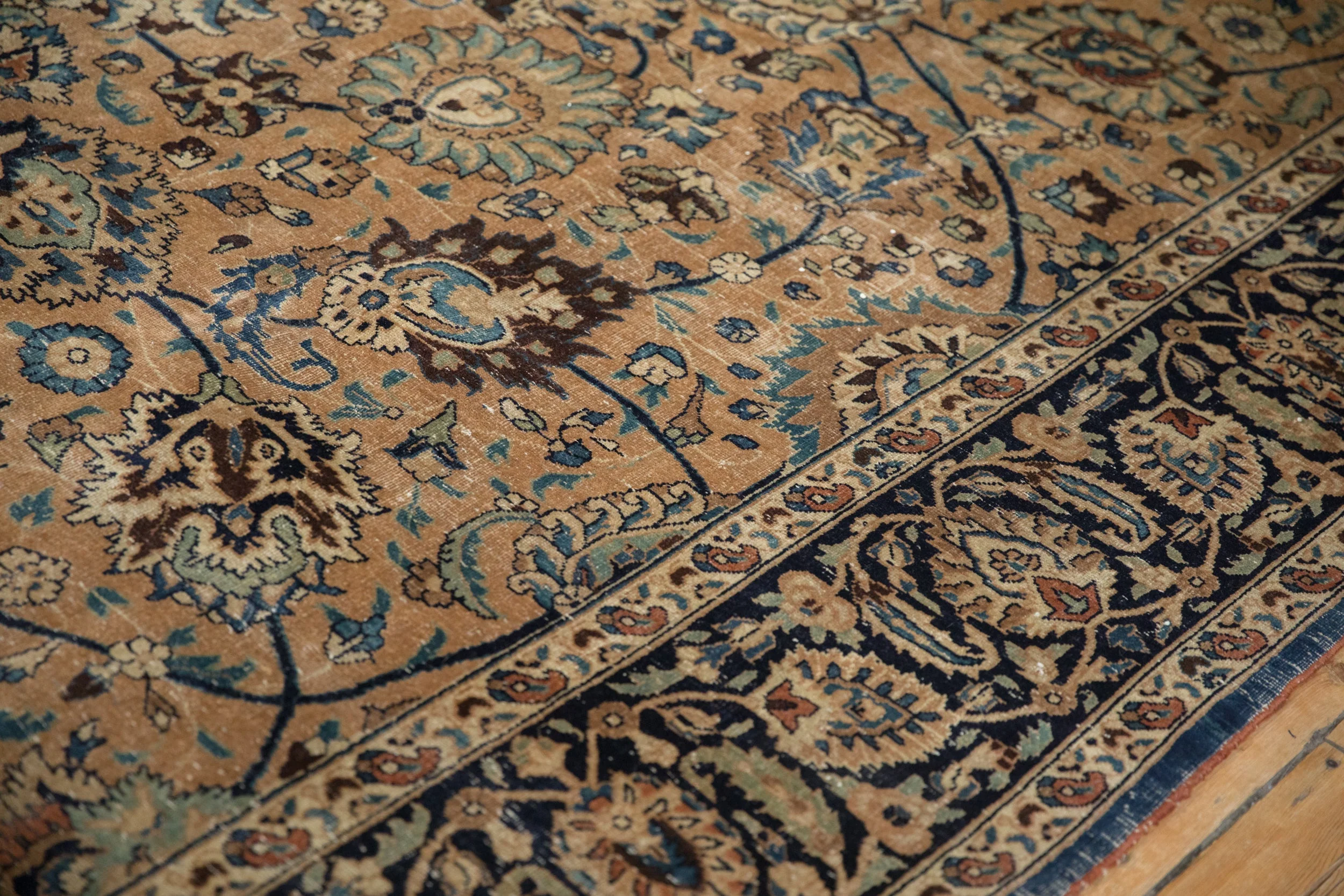10.5x14 Vintage Meshed Carpet - Image 9