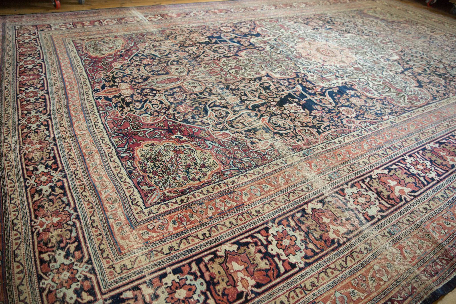 10.5x16.5 Antique Kermanshah Carpet - Image 14