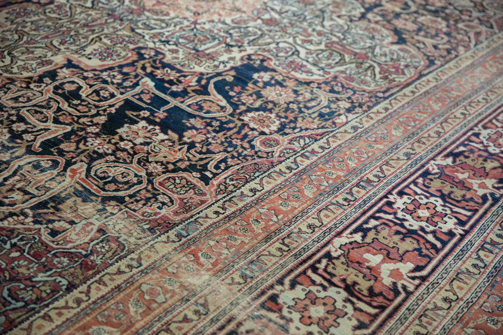 10.5x16.5 Antique Kermanshah Carpet - Image 15