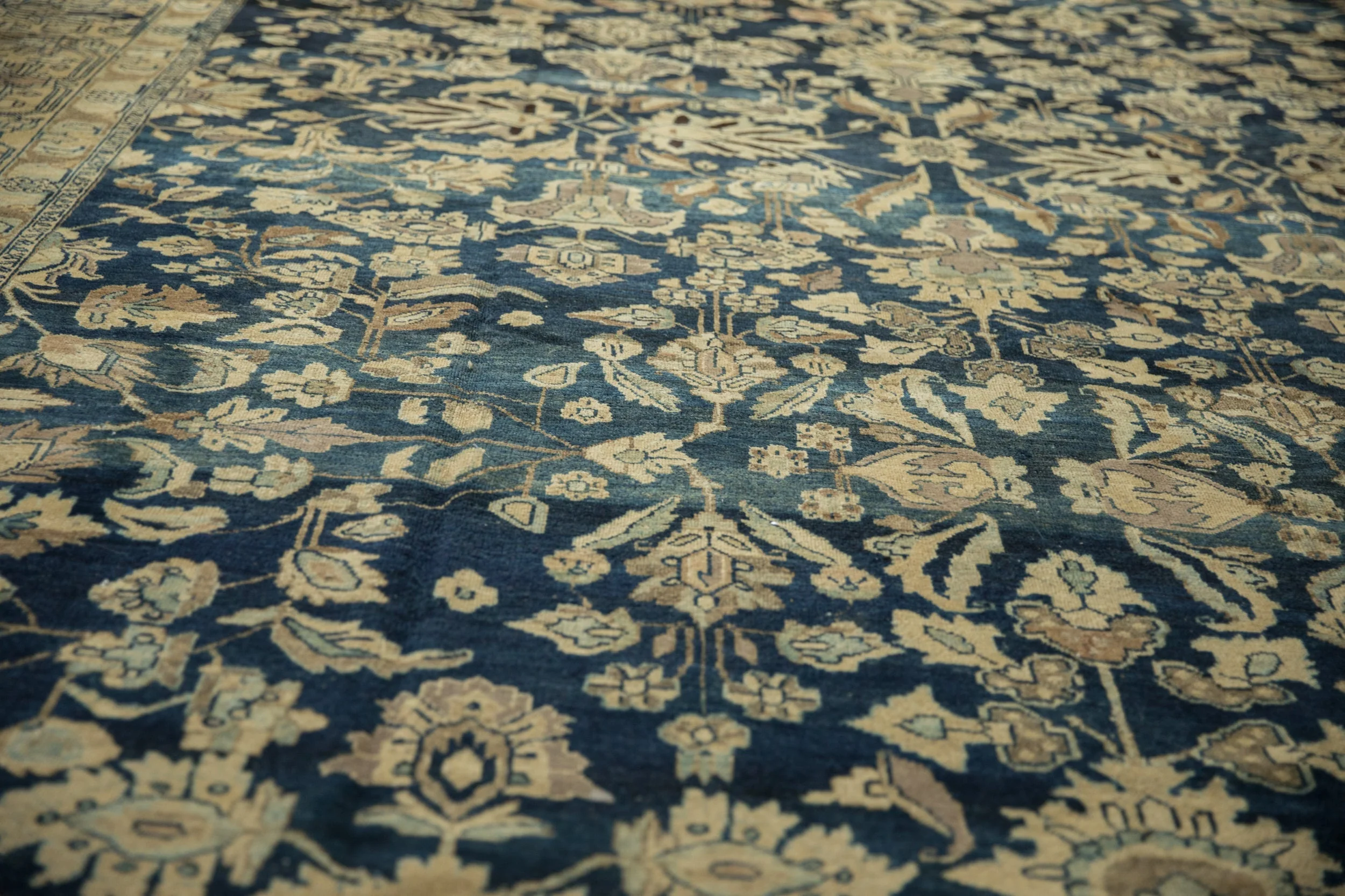 10.5x16.5 Vintage Distressed Tea Washed Lilihan Carpet - Image 10