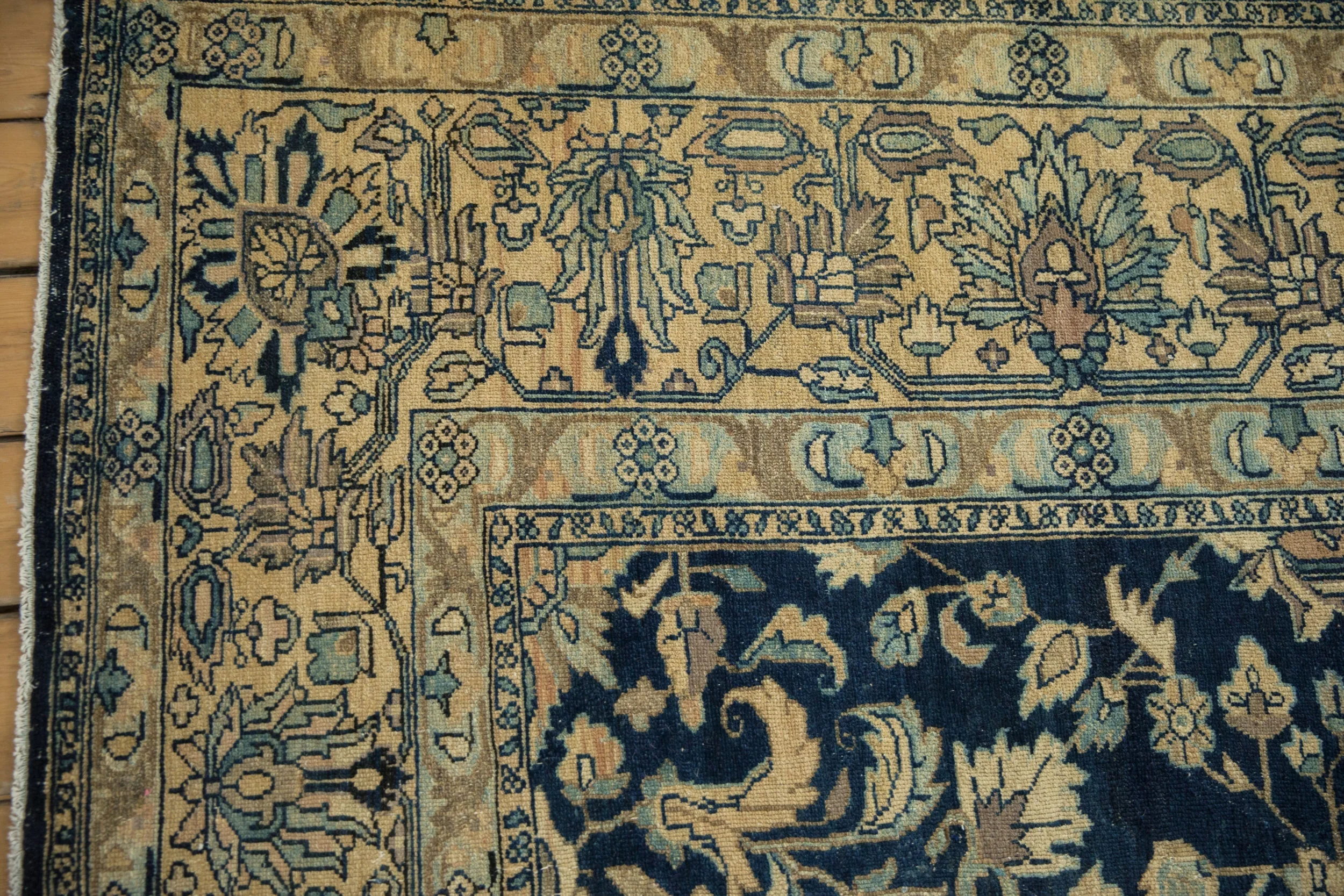 10.5x16.5 Vintage Distressed Tea Washed Lilihan Carpet - Image 3