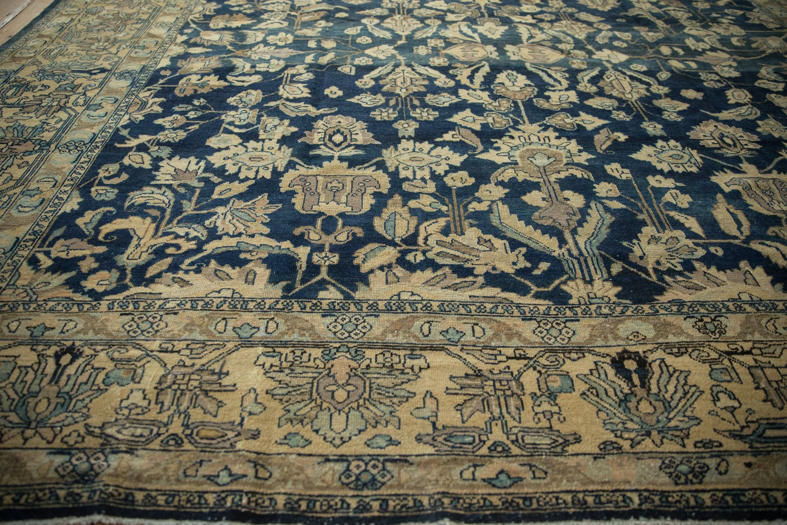 10.5x16.5 Vintage Distressed Tea Washed Lilihan Carpet - Image 9
