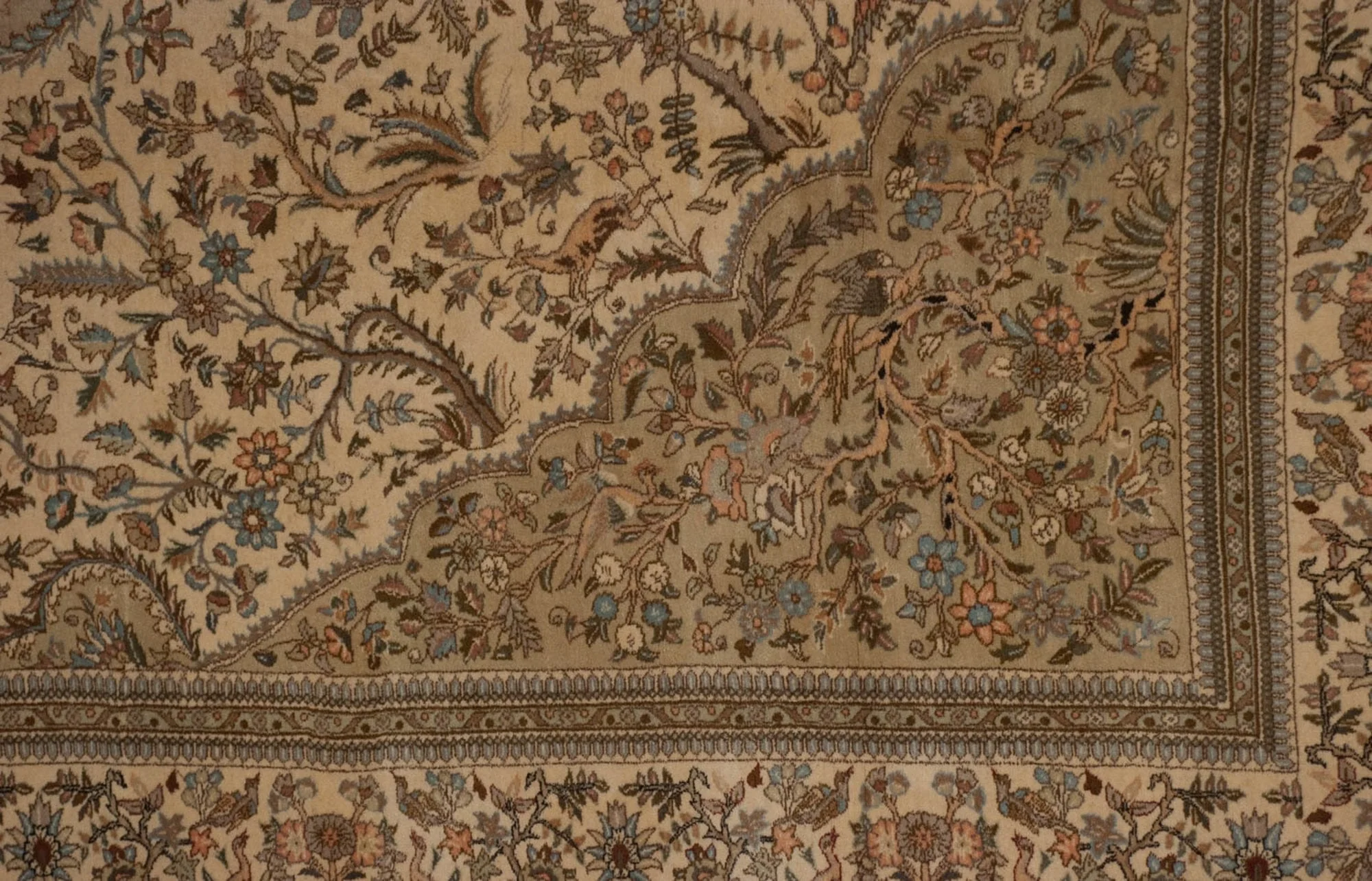 10.5x16 Vintage Tabriz Carpet - Image 4