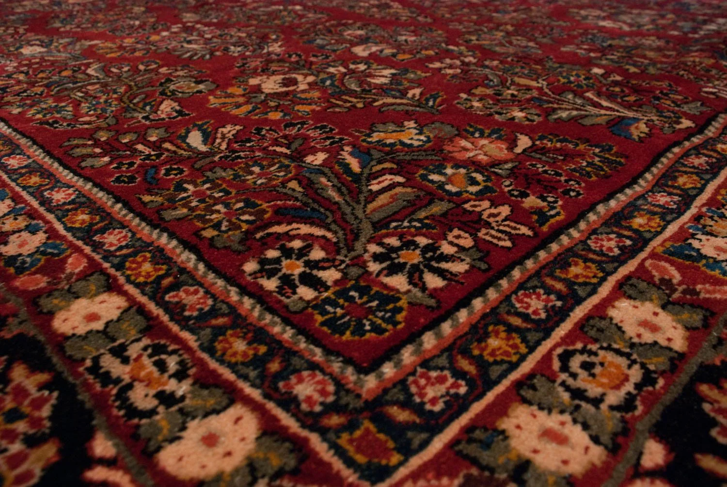 10.5x18.5 Vintage American Sarouk Carpet - Image 18