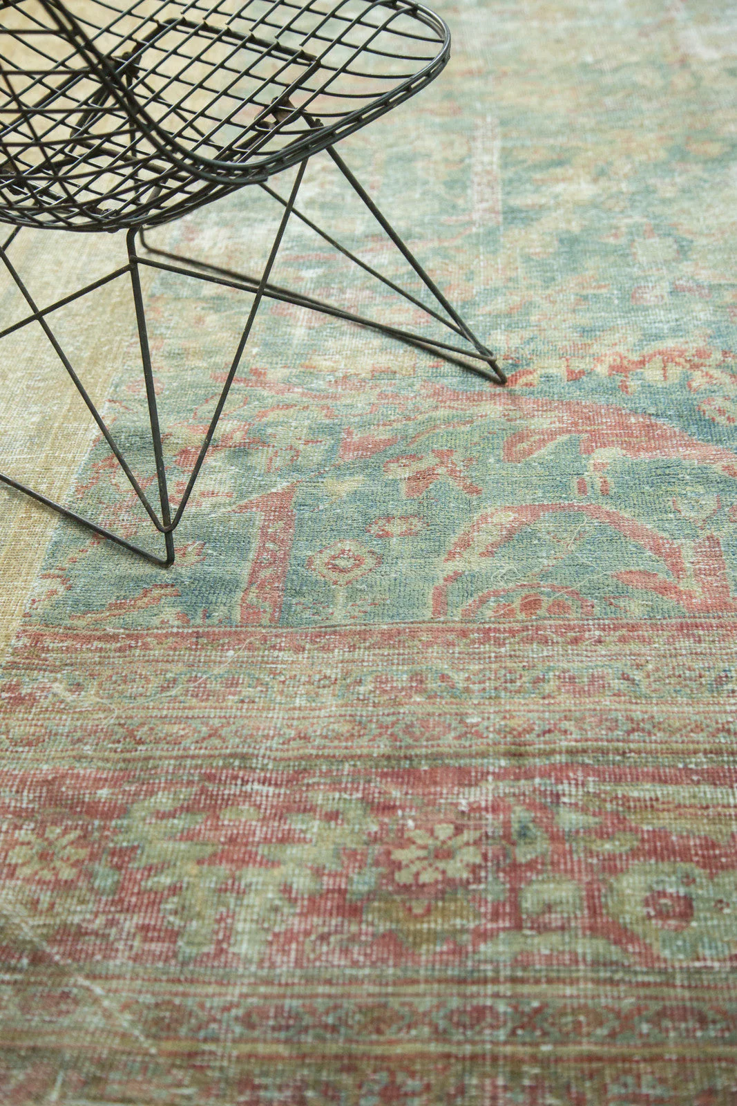10x11 Antique Mahal Square Carpet - Image 10