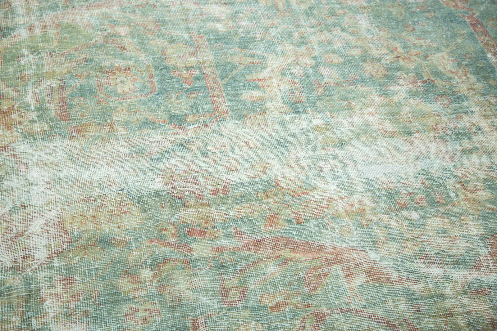 10x11 Antique Mahal Square Carpet - Image 12