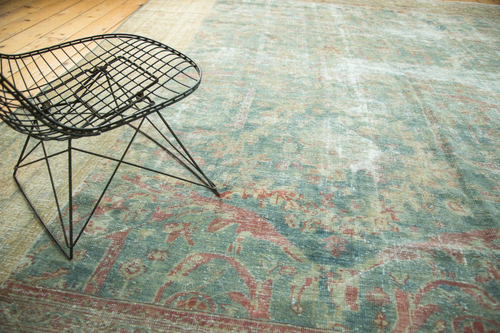 10x11 Antique Mahal Square Carpet - Image 3