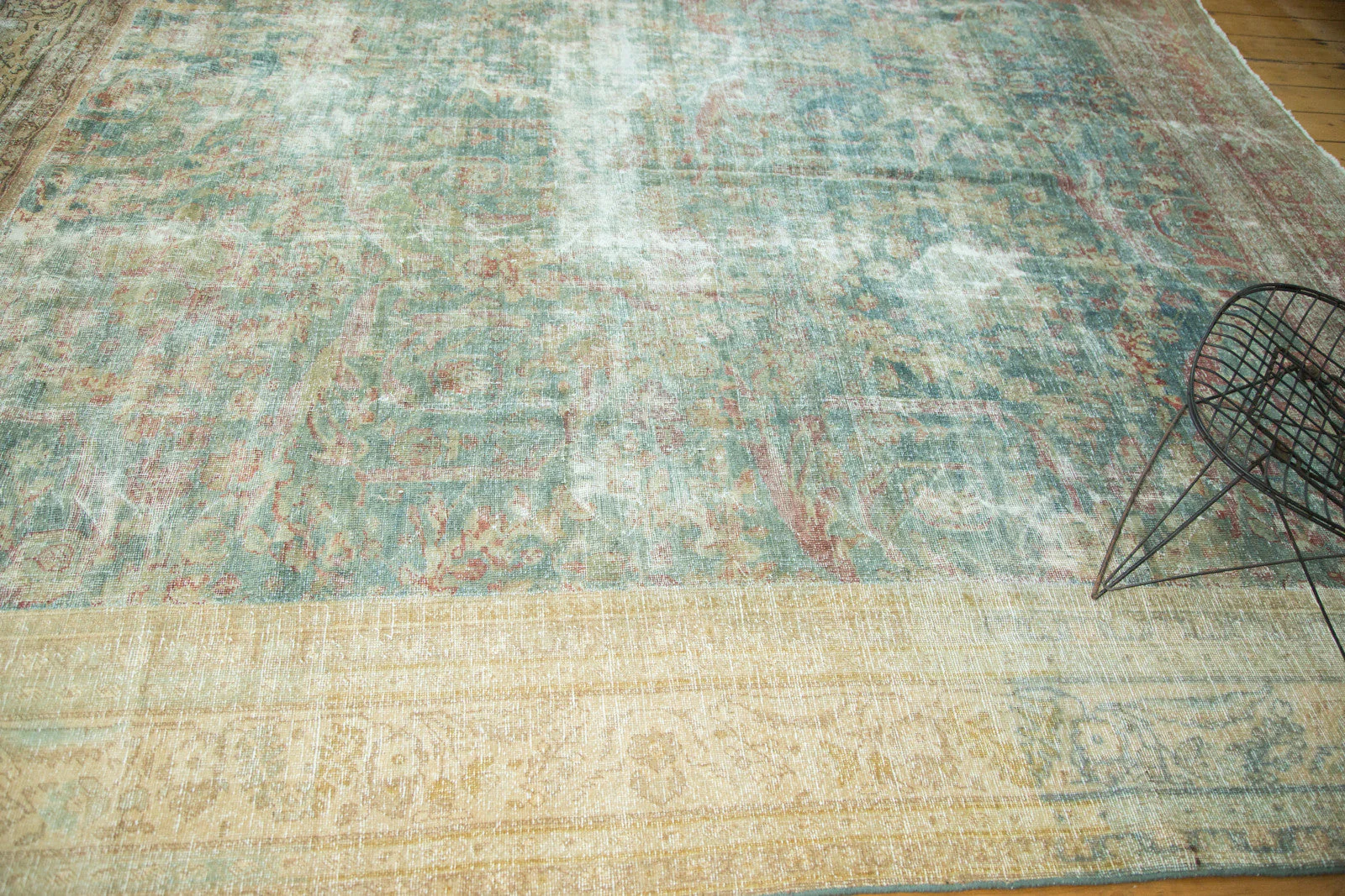 10x11 Antique Mahal Square Carpet - Image 4