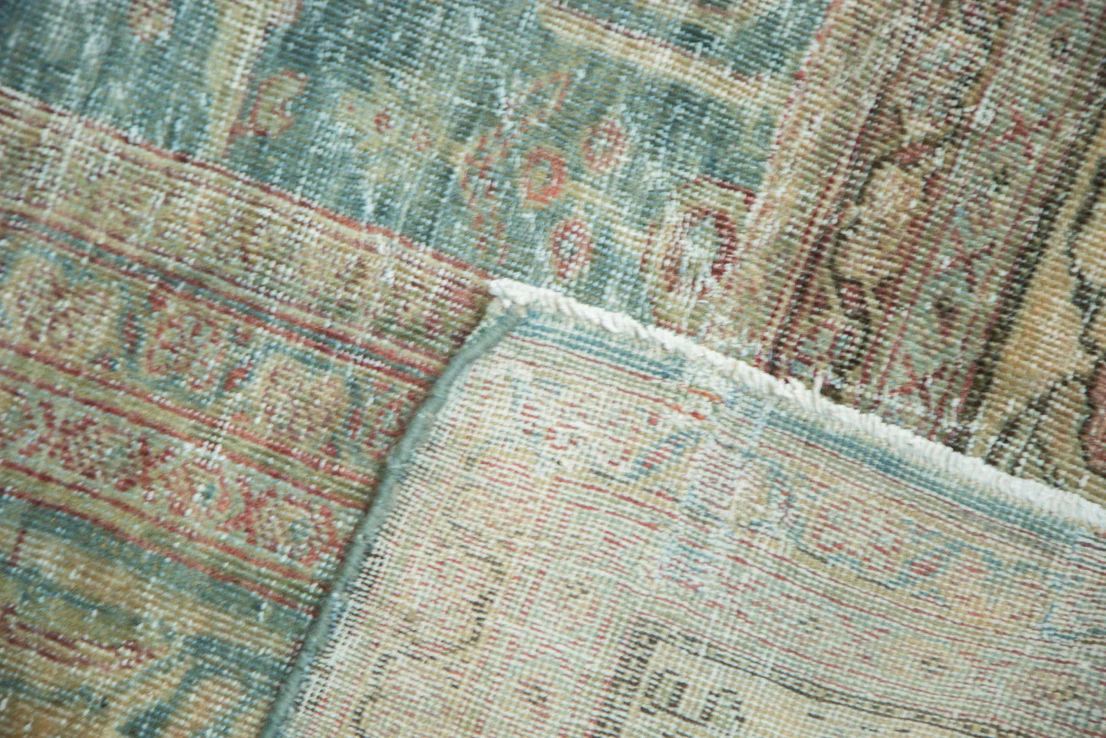 10x11 Antique Mahal Square Carpet - Image 7