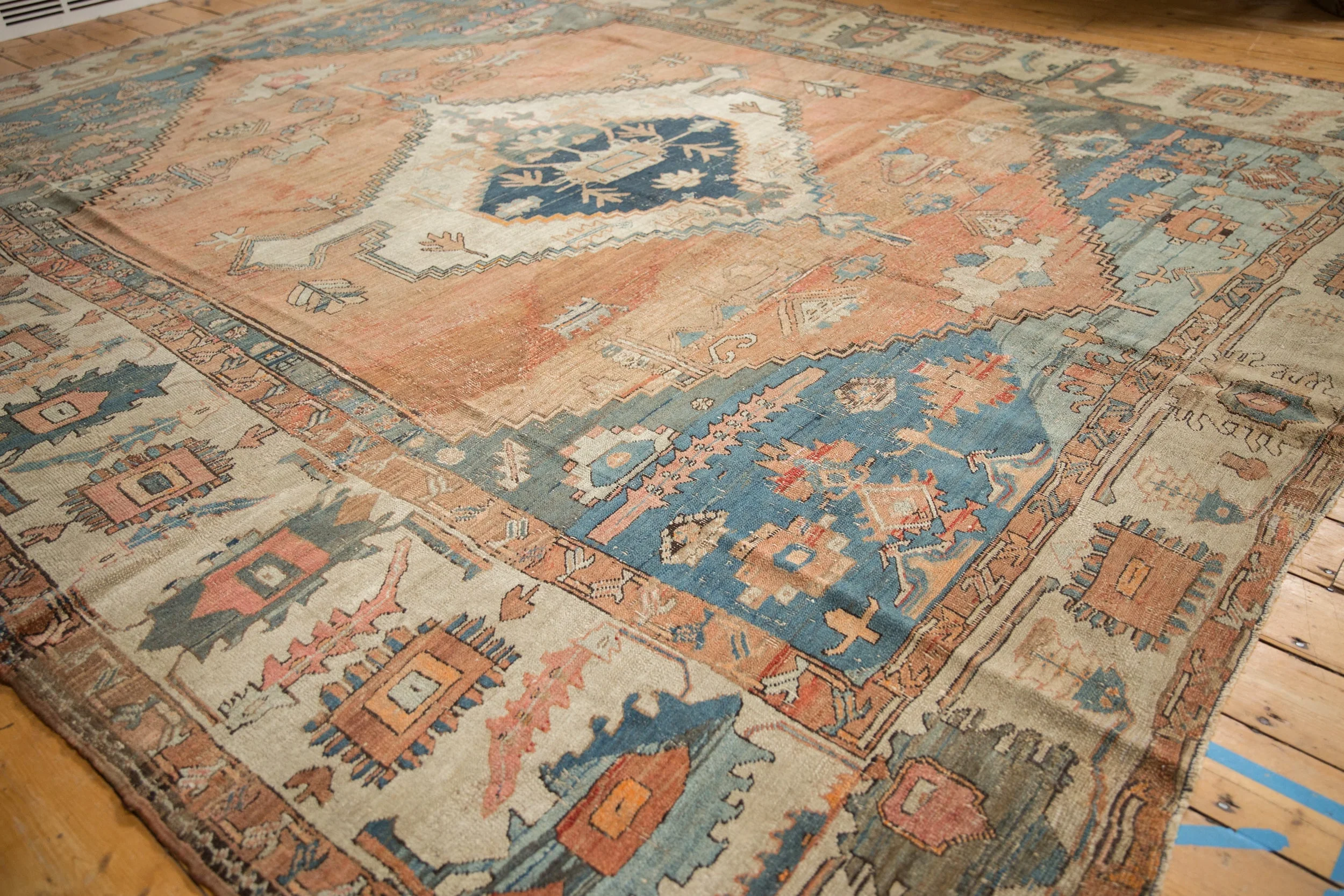 10x12.5 Antique Serapi Carpet - Image 4
