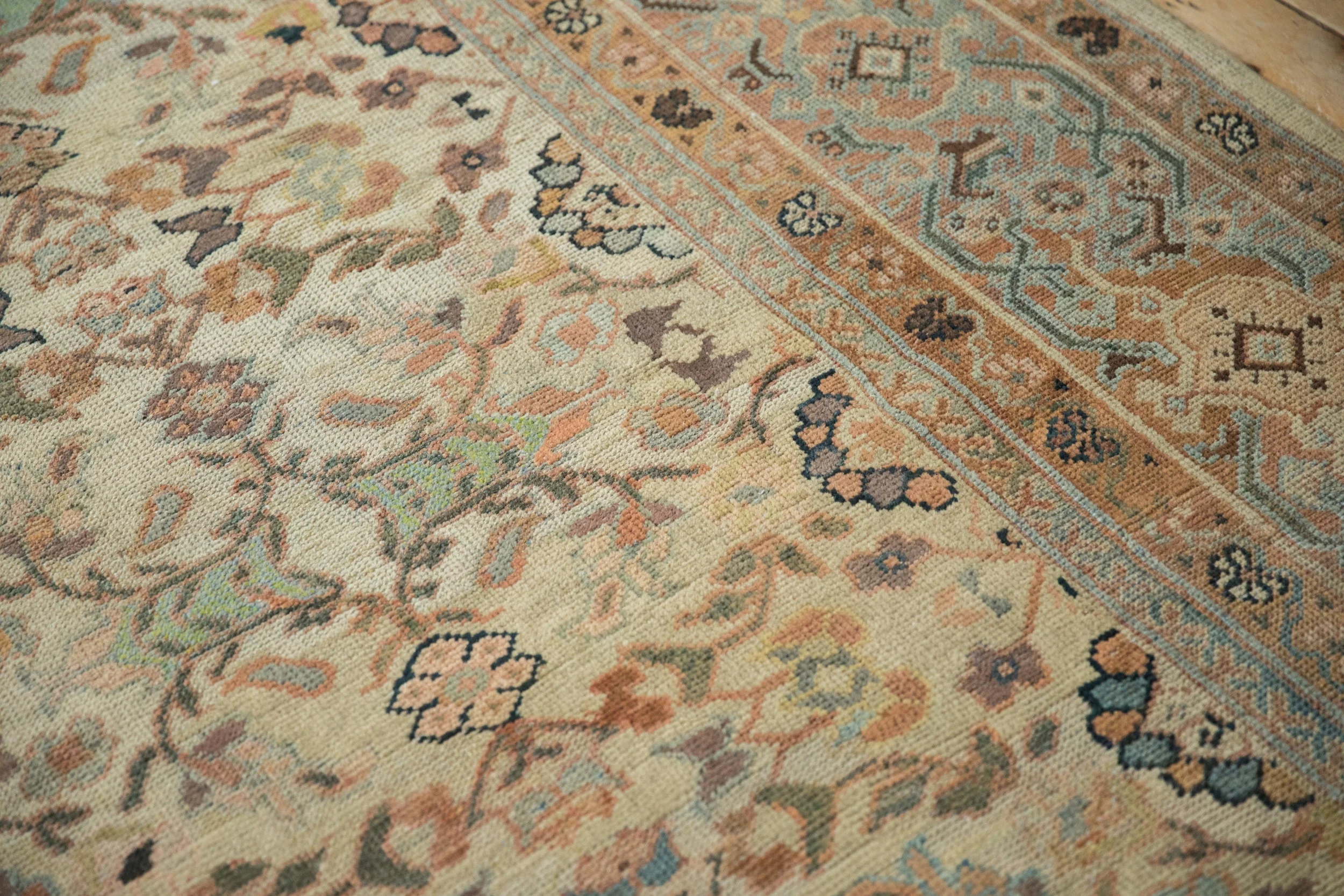 10x12 Antique Mahal Carpet - Image 9