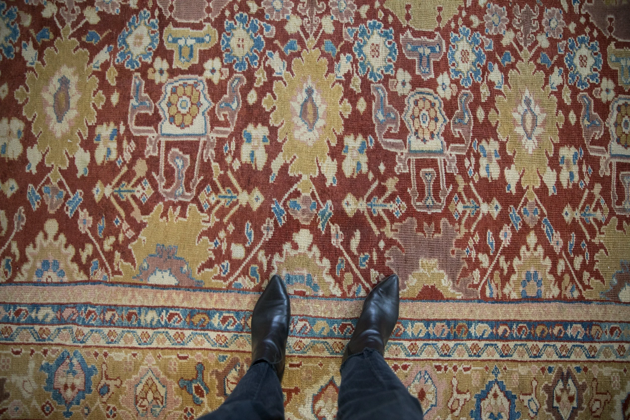 RESERVED 10x13.5 Antique Mahal Carpet - Image 2