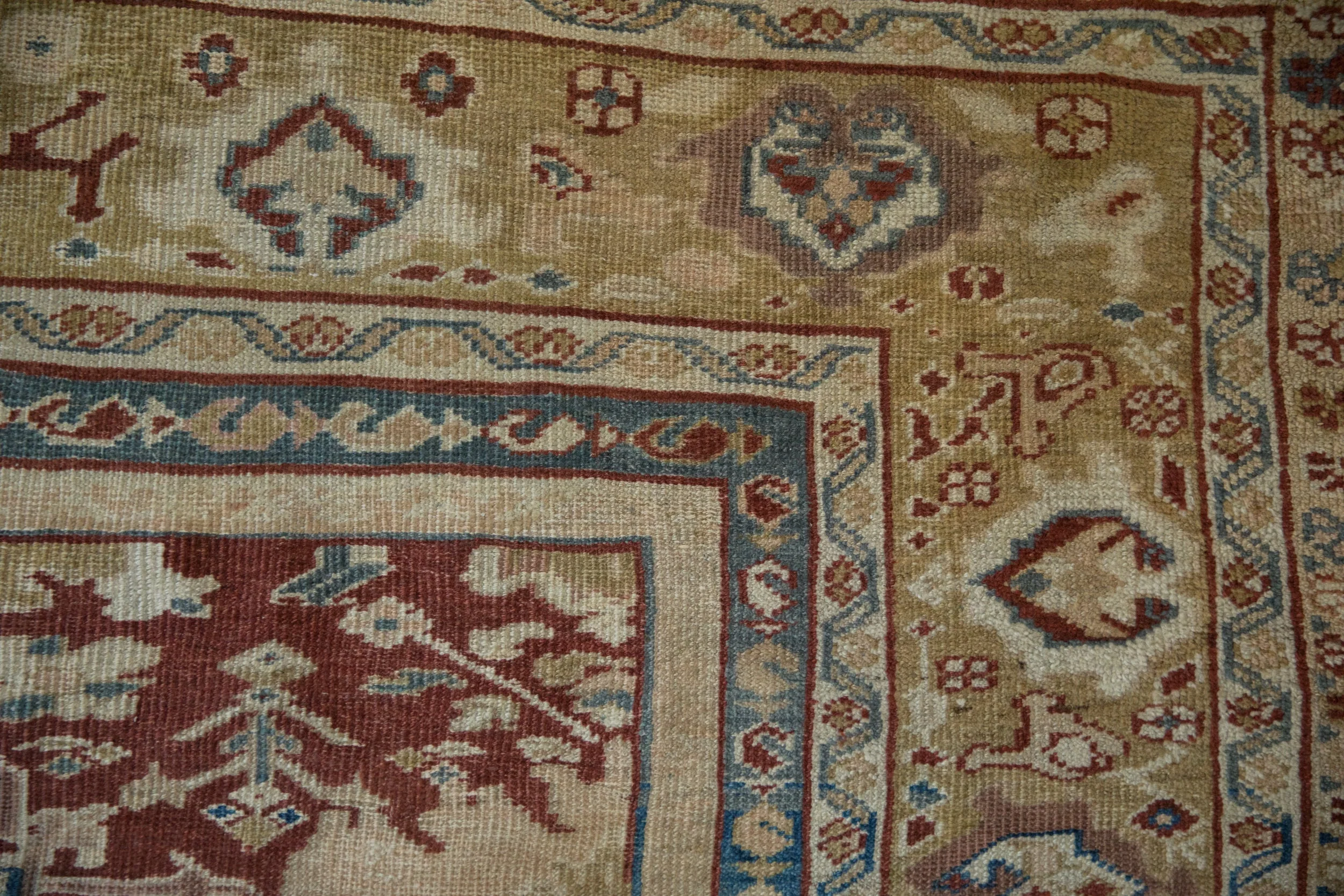 RESERVED 10x13.5 Antique Mahal Carpet - Image 3