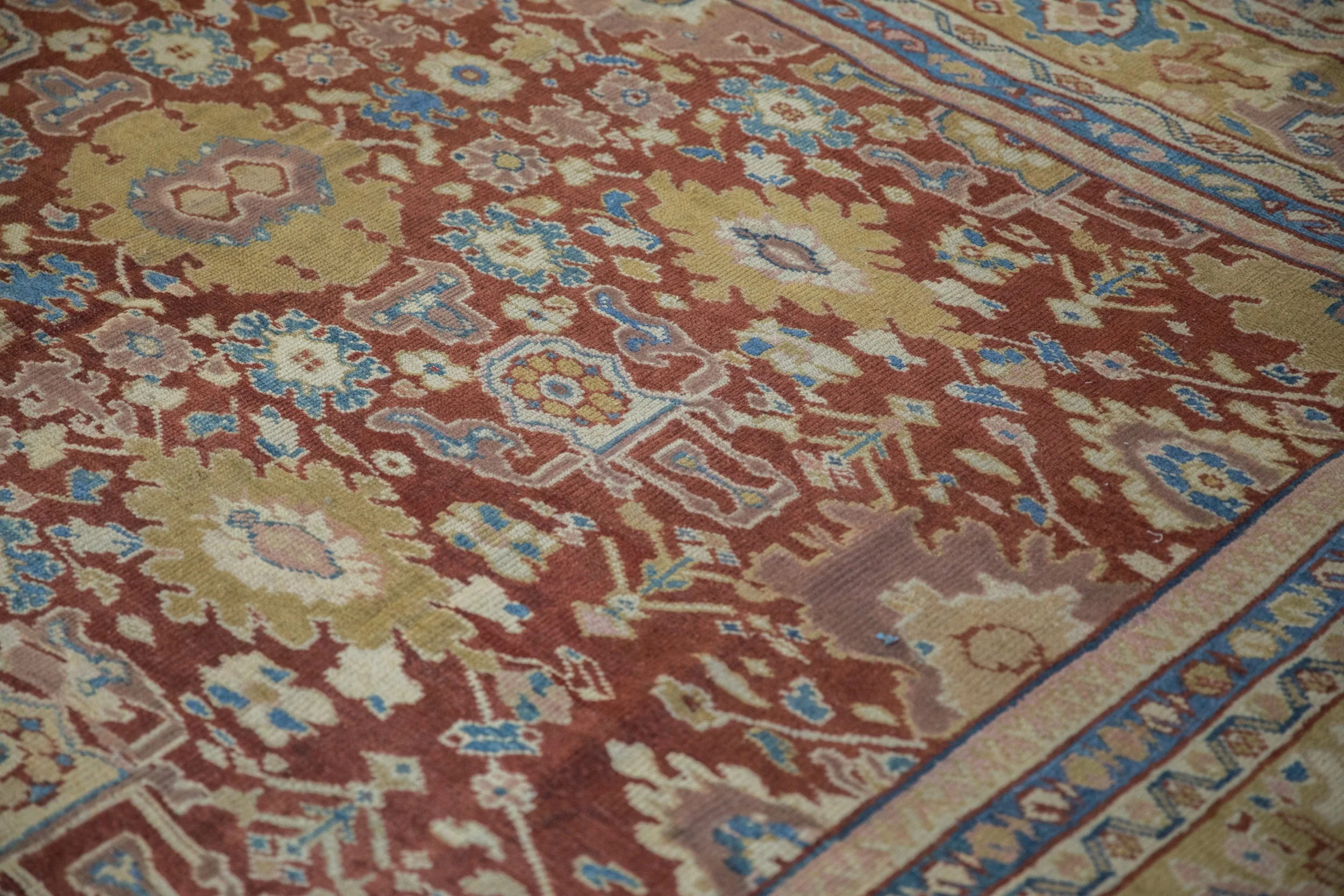 RESERVED 10x13.5 Antique Mahal Carpet - Image 9