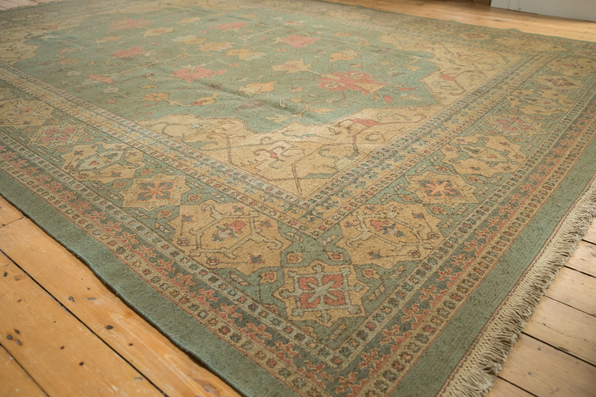 10x13.5 New Tea Washed Indian Soumac Design Carpet - Image 3