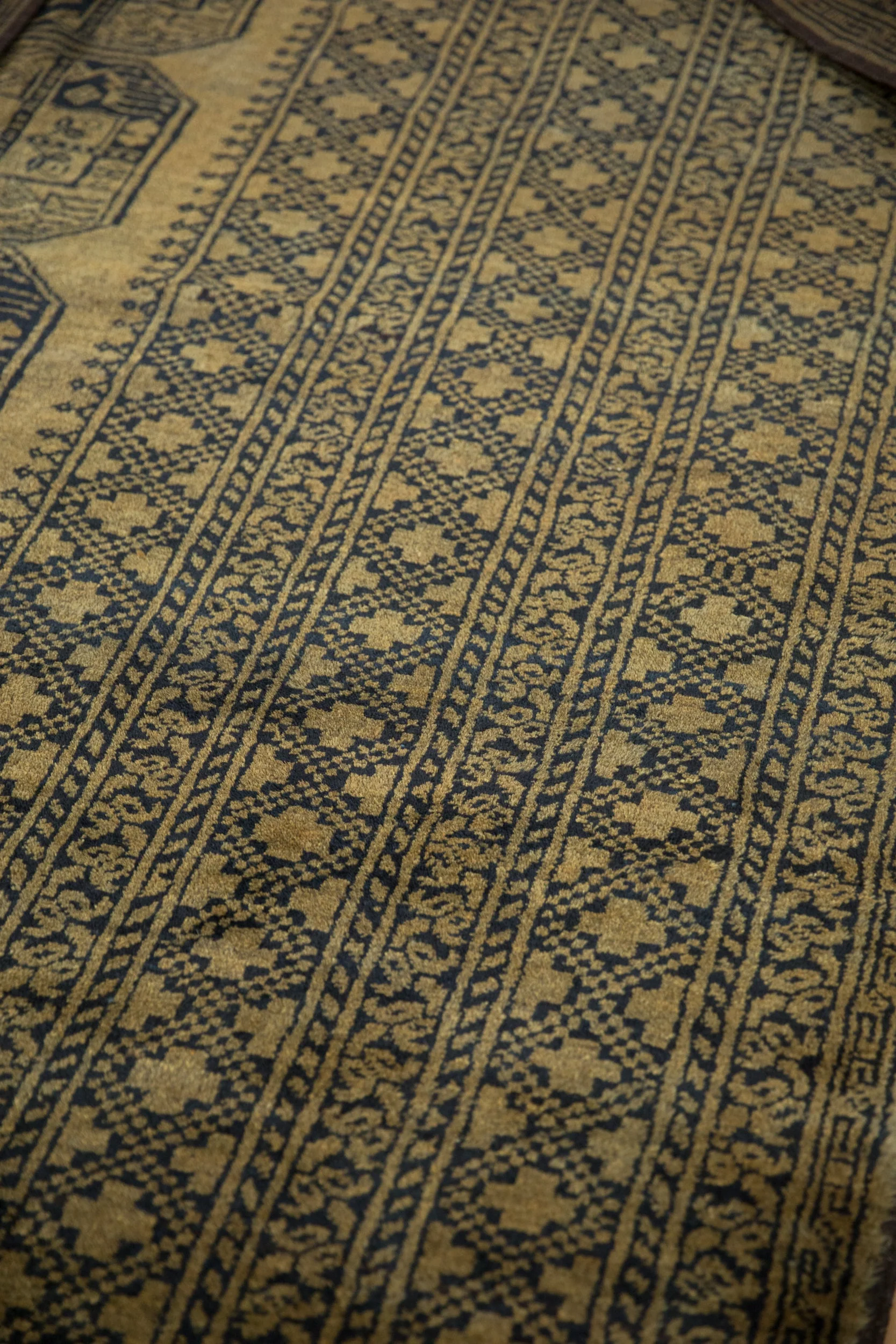 10x13.5 Vintage Ersari Carpet - Image 10