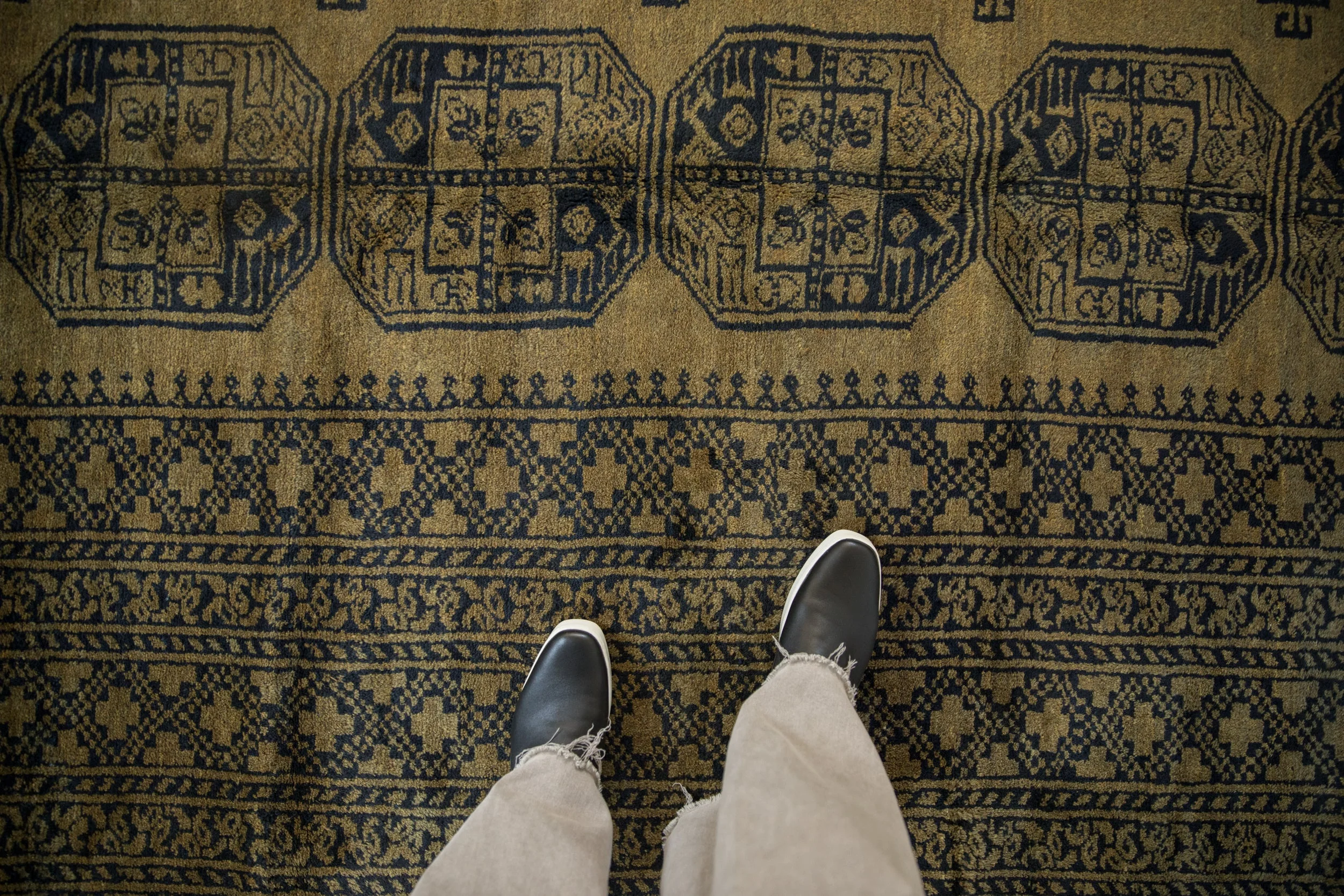 10x13.5 Vintage Ersari Carpet - Image 2