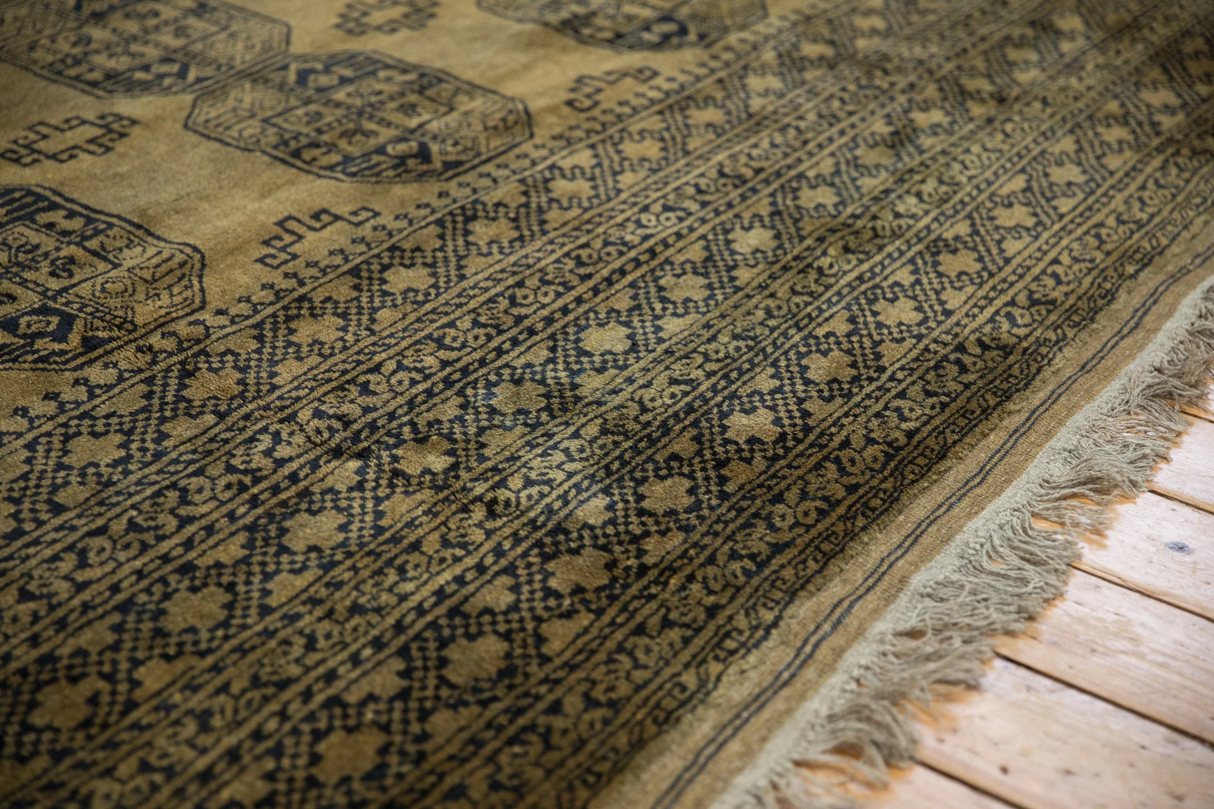 10x13.5 Vintage Ersari Carpet - Image 5
