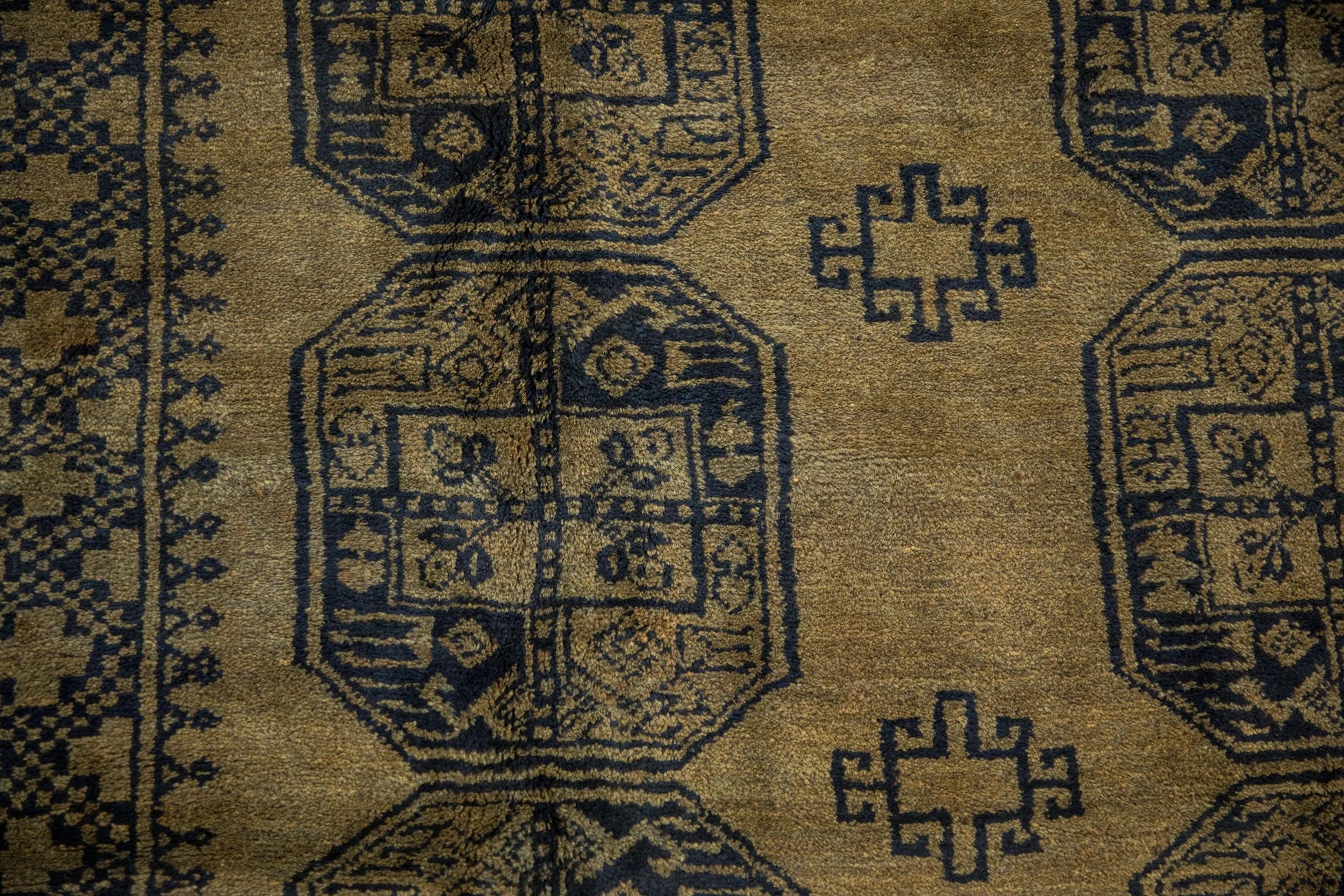 10x13.5 Vintage Ersari Carpet - Image 9