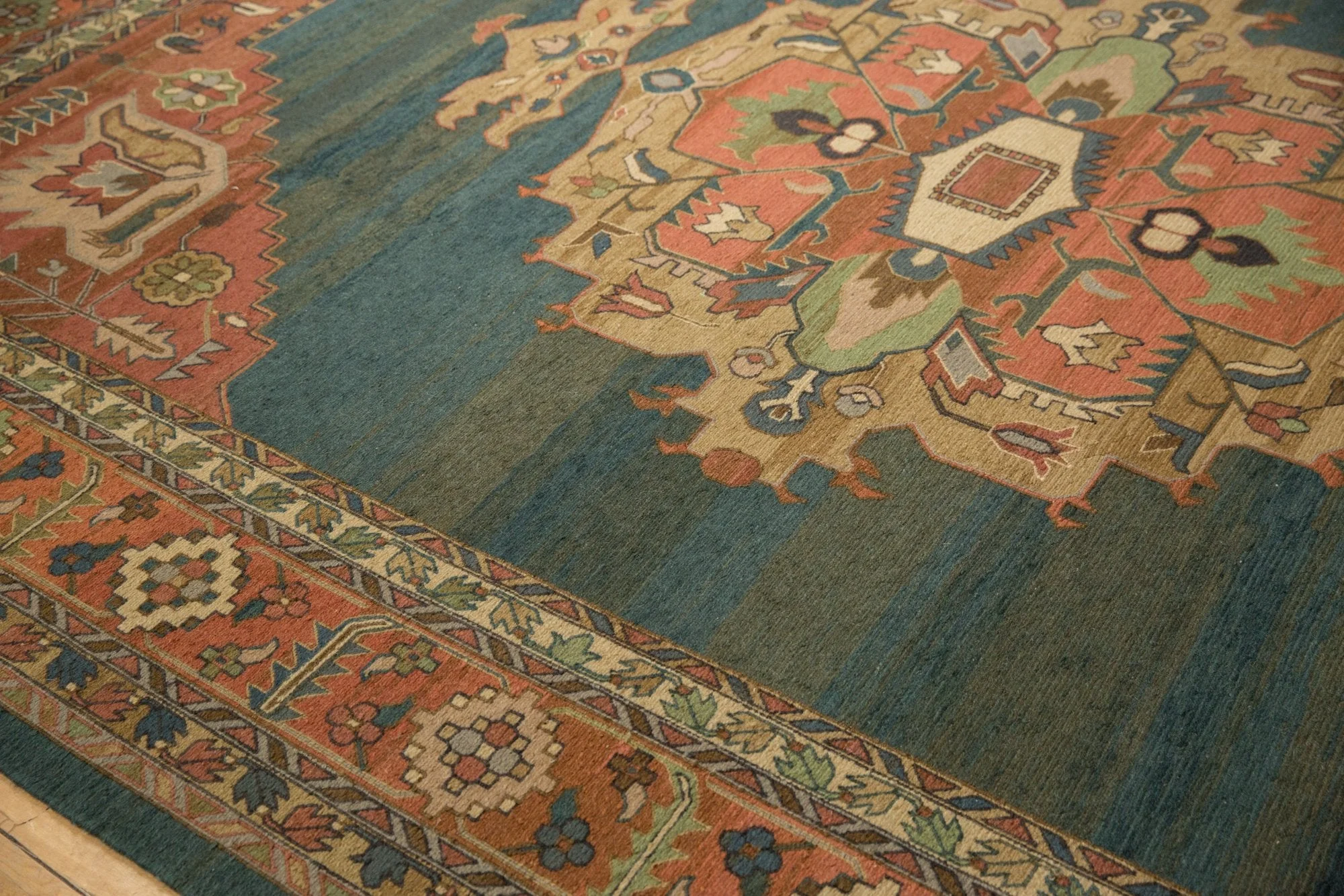 10x13.5 Vintage Serapi Indian Soumac Design Carpet - Image 8
