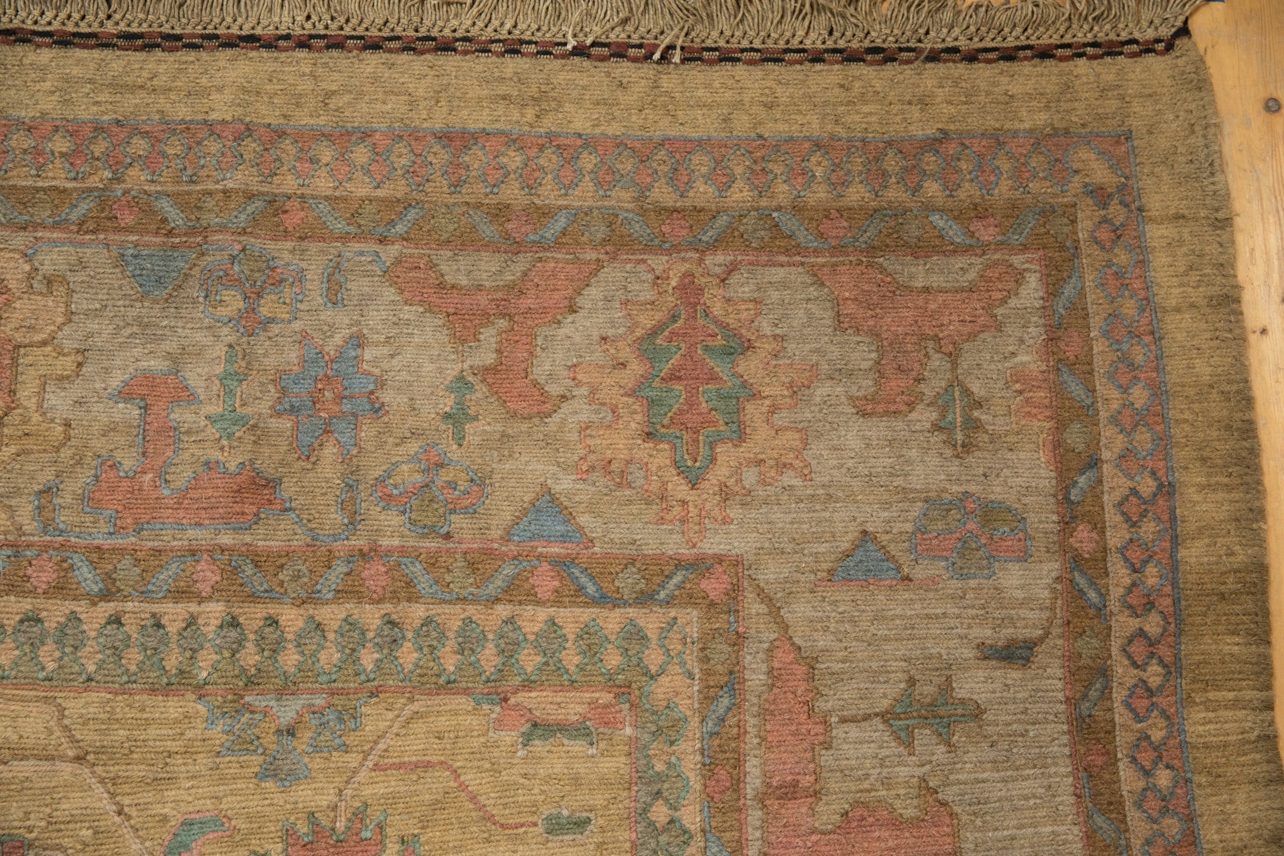 10x13.5 Vintage Tea Washed Indian Soumac Design Carpet - Image 3