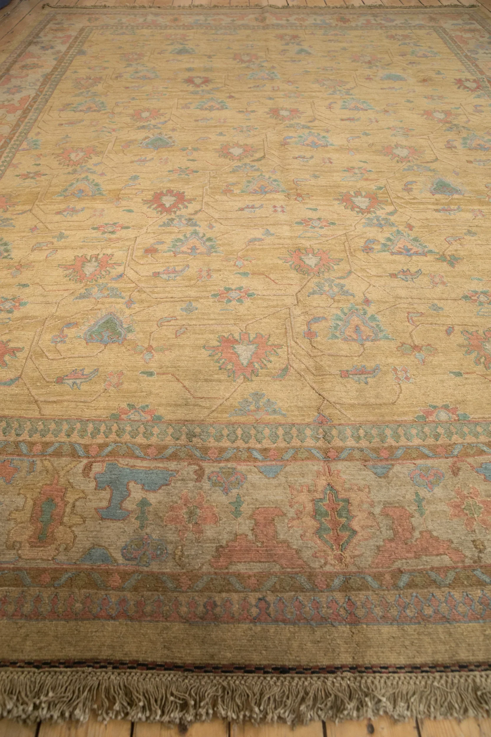 10x13.5 Vintage Tea Washed Indian Soumac Design Carpet - Image 6