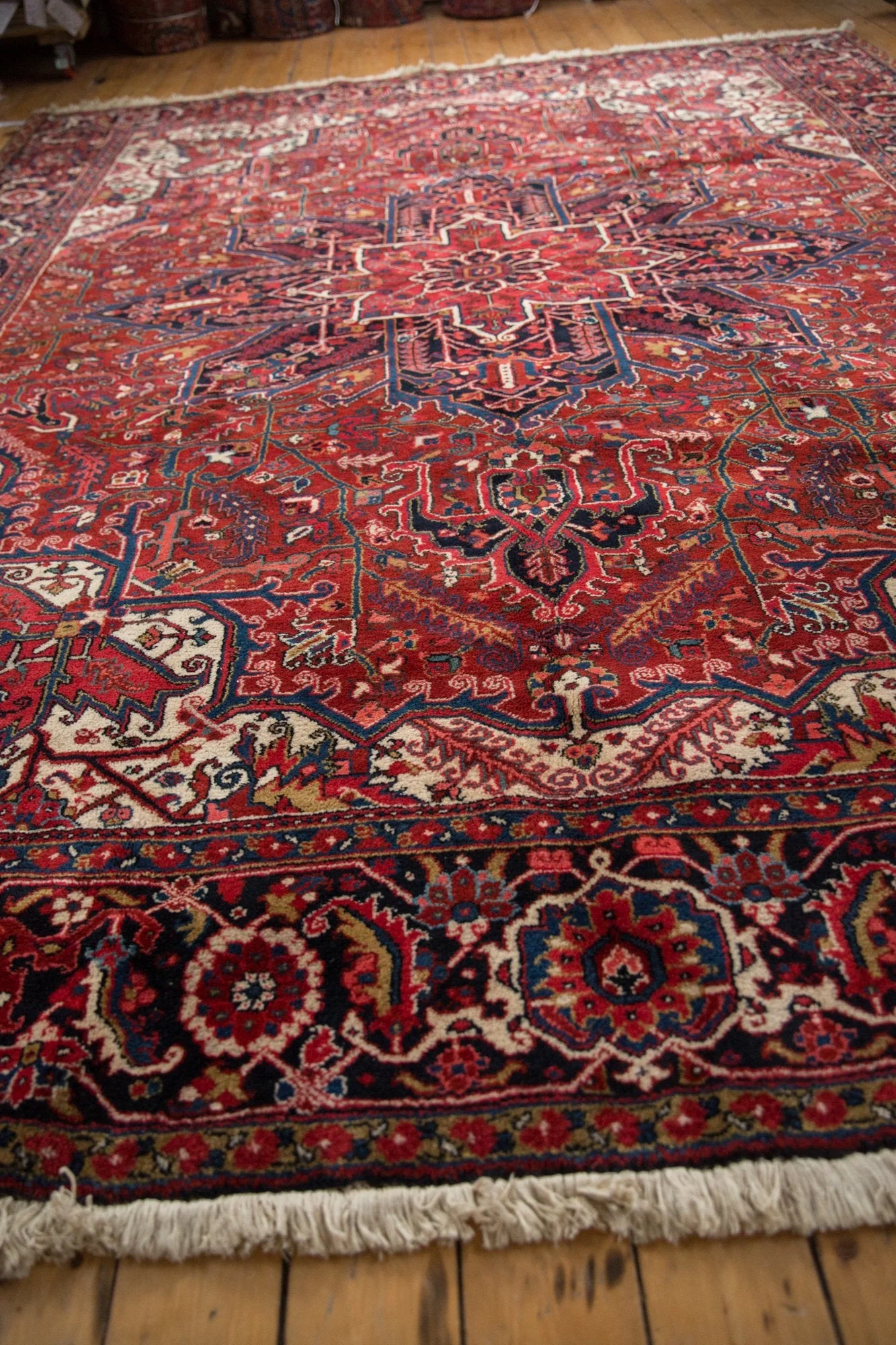 10x13 Vintage Heriz Carpet - Image 7