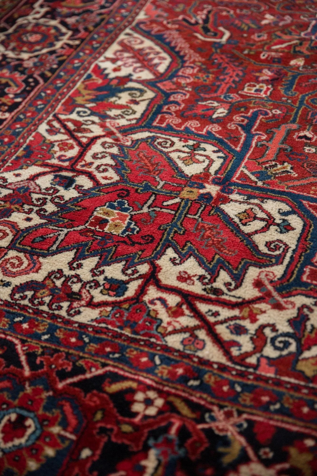 10x13 Vintage Heriz Carpet - Image 8