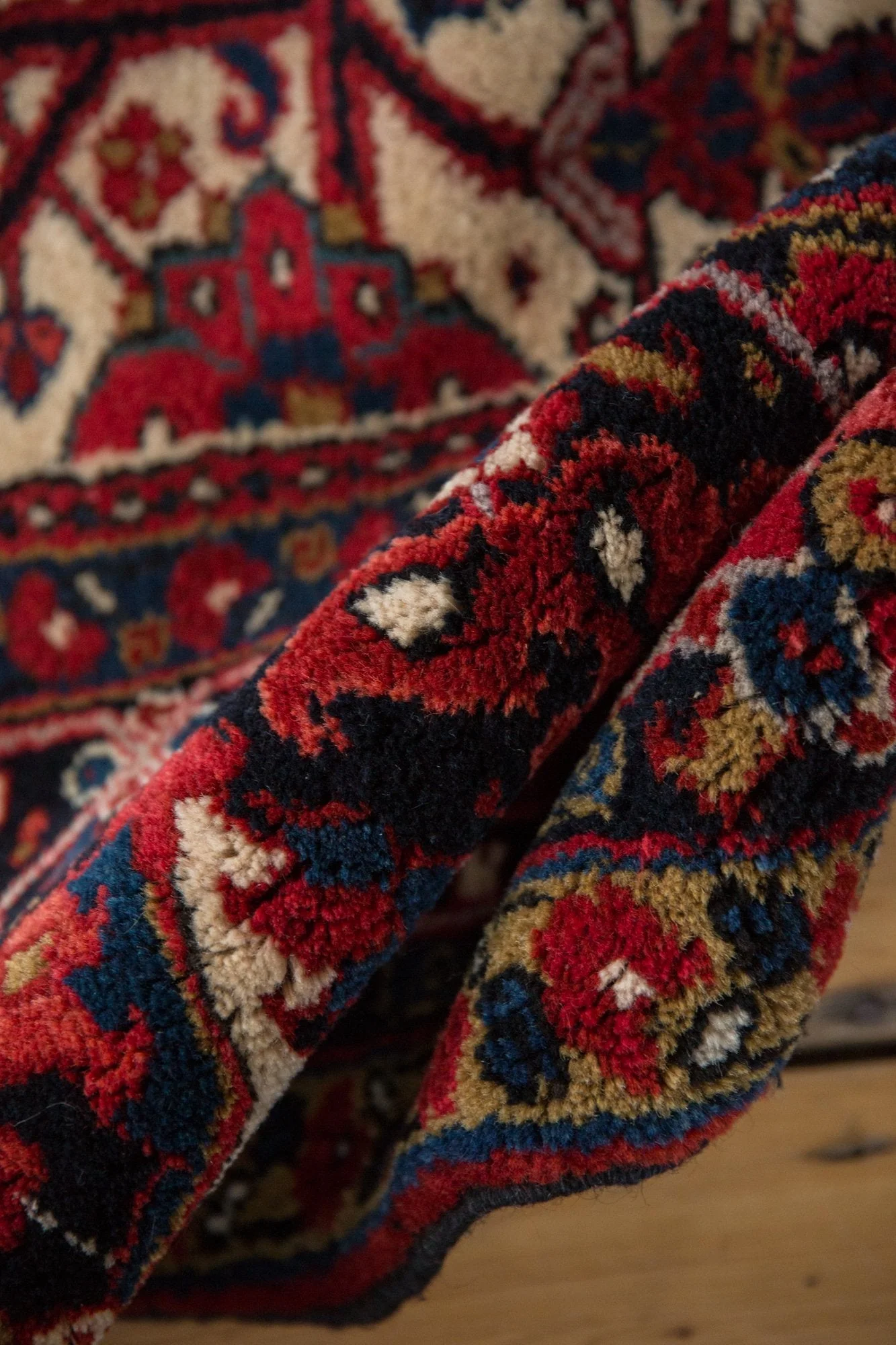 10x13 Vintage Heriz Carpet - Image 9
